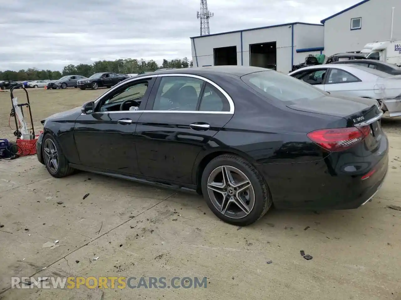 2 Photograph of a damaged car W1KZF8EB7NB011416 MERCEDES-BENZ E-CLASS 2022