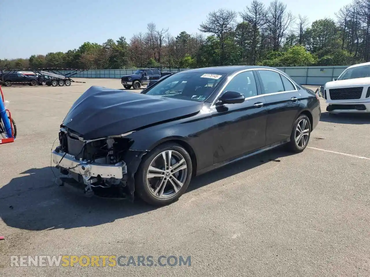 1 Photograph of a damaged car W1KZF8EB9NB094346 MERCEDES-BENZ E-CLASS 2022