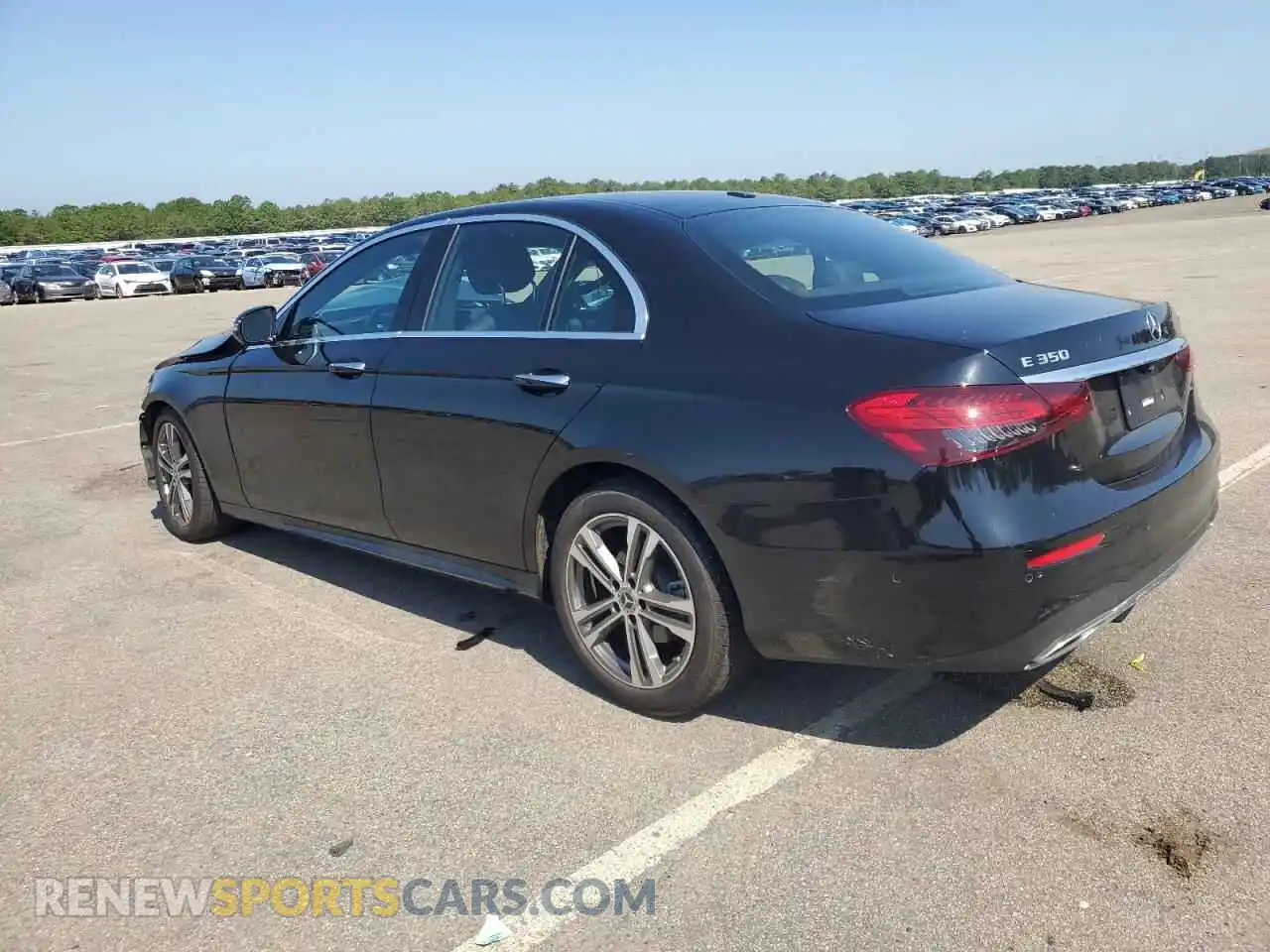 2 Photograph of a damaged car W1KZF8EB9NB094346 MERCEDES-BENZ E-CLASS 2022