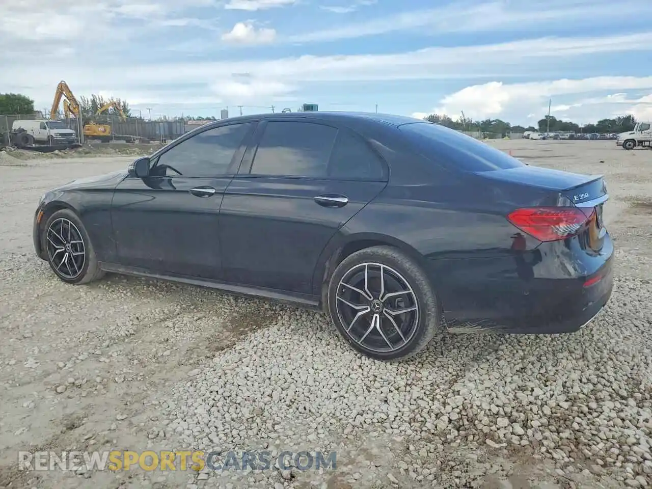 2 Фотография поврежденного автомобиля W1KZF8EB4PB132455 MERCEDES-BENZ E-CLASS 2023