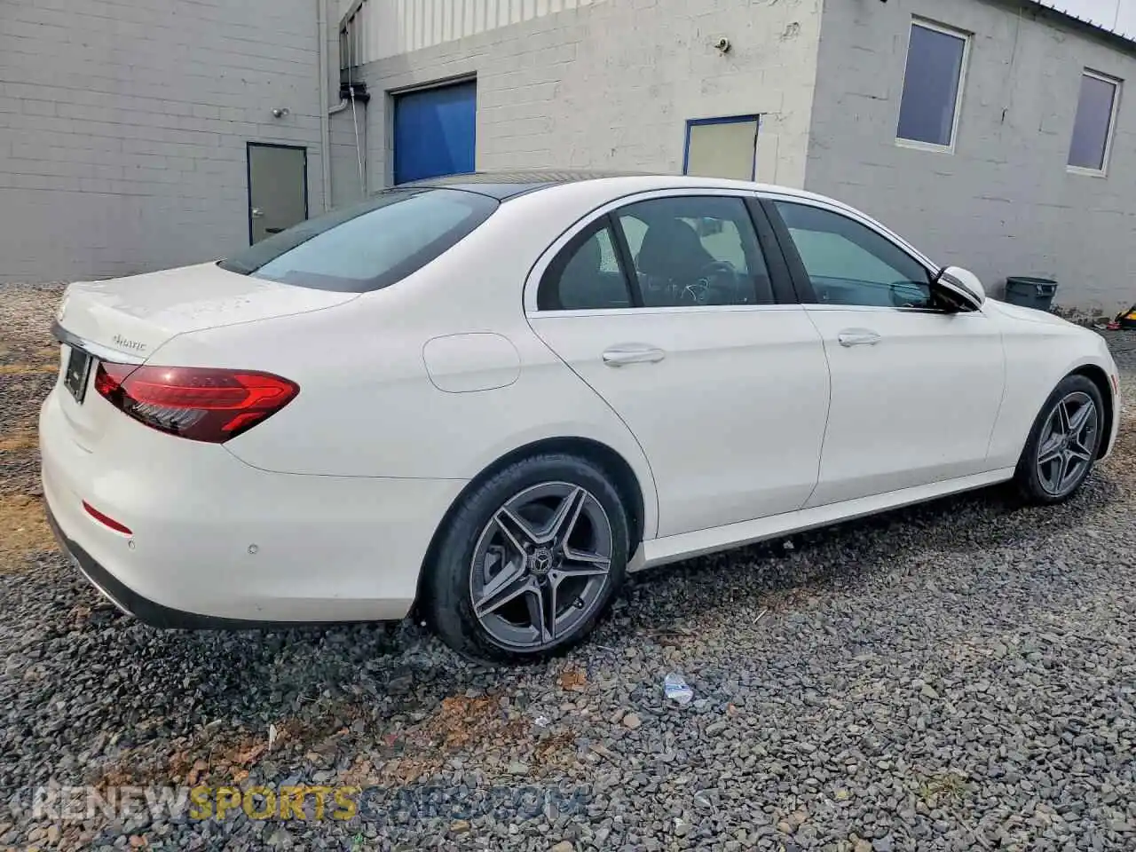 3 Фотография поврежденного автомобиля W1KZF8EB8PB186065 MERCEDES-BENZ E-CLASS 2023