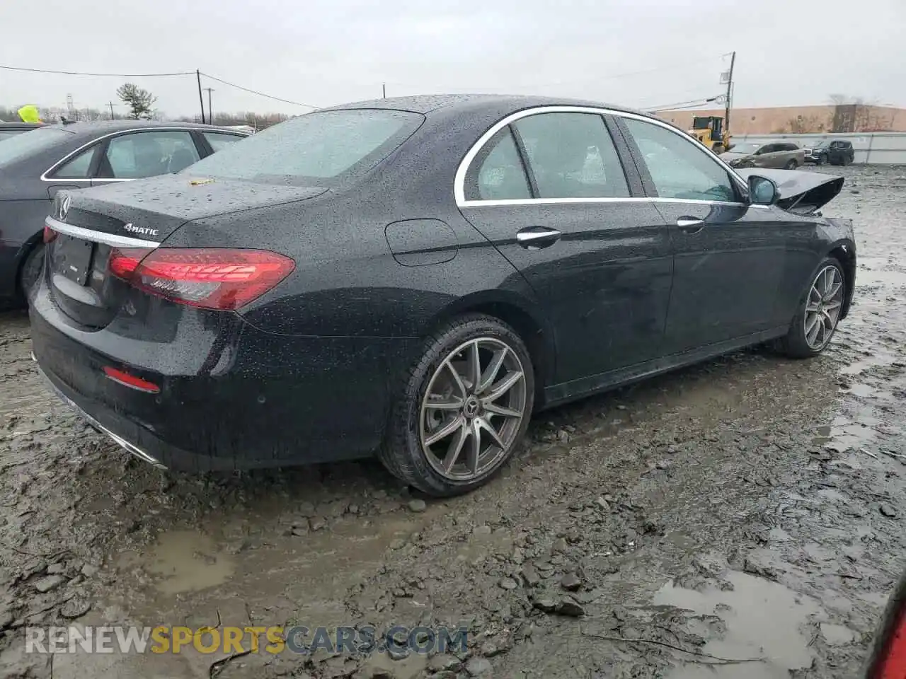 3 Photograph of a damaged car W1KZF8EB9PB185667 MERCEDES-BENZ E-CLASS 2023