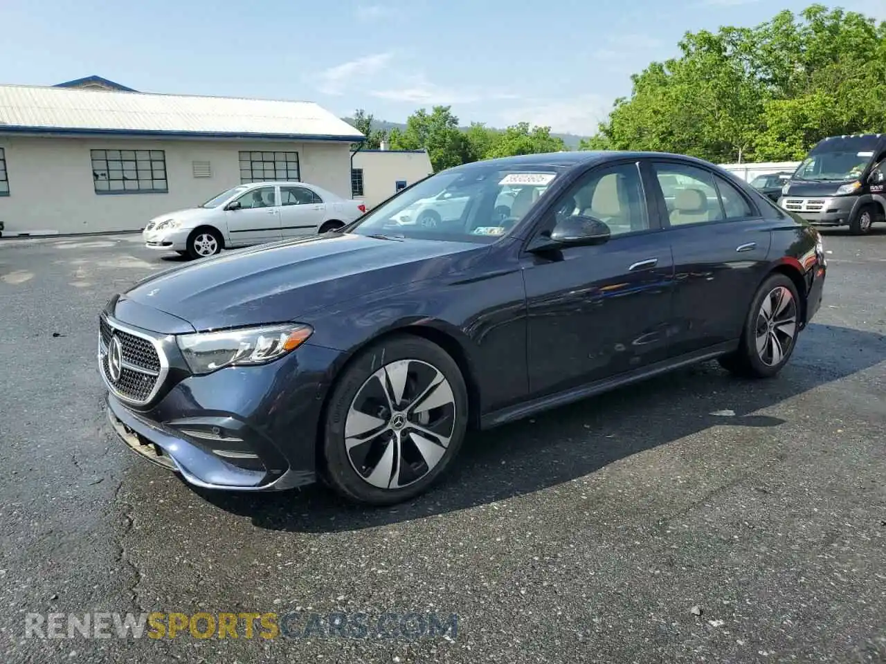 1 fotografías del automóvil dañado W1KLF4HB8SA106305 MERCEDES-BENZ E-CLASS 2025
