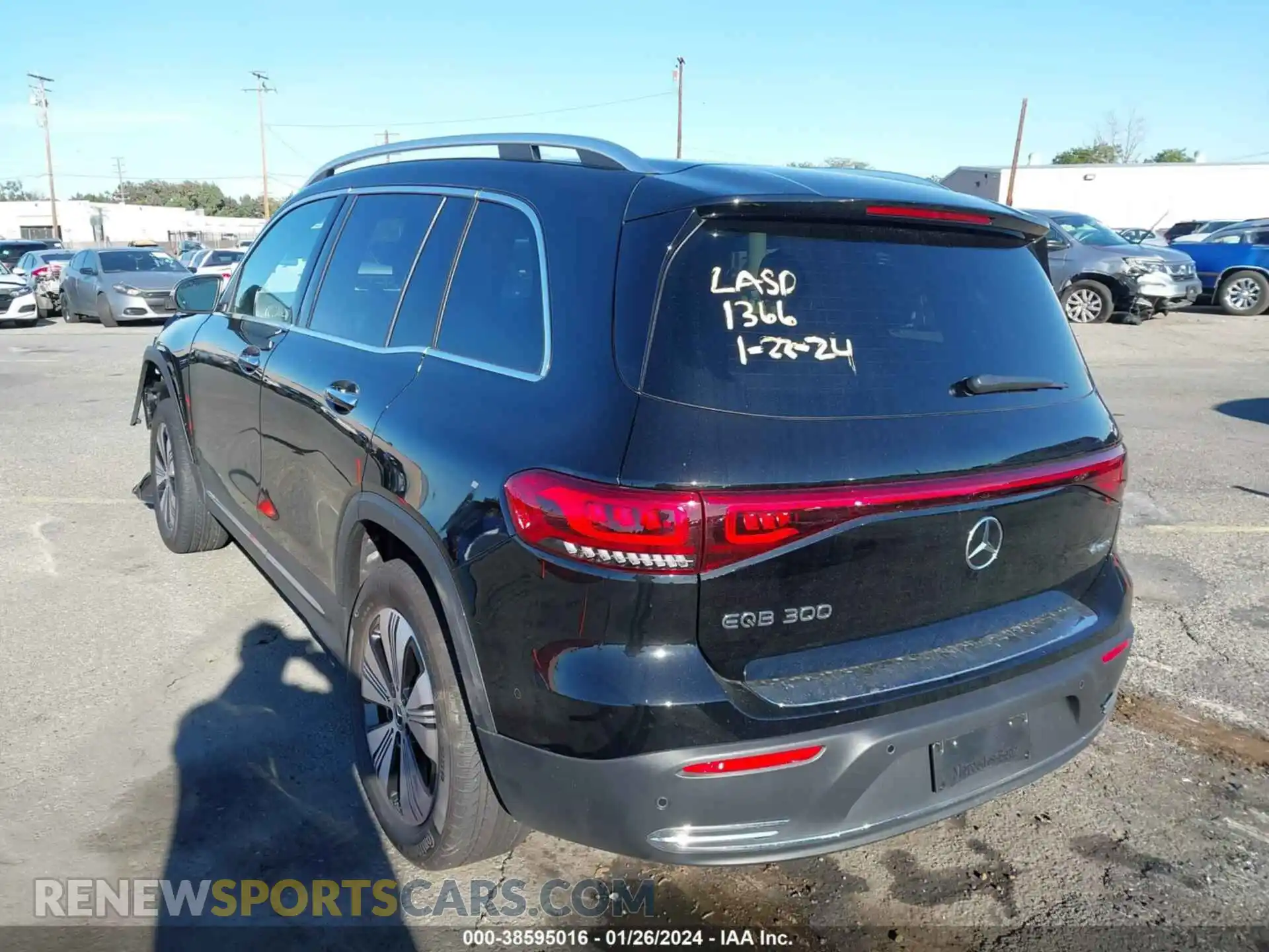 3 fotografías del automóvil dañado W1N9M0KB9PN056244 MERCEDES-BENZ EQB 300 SUV 2023