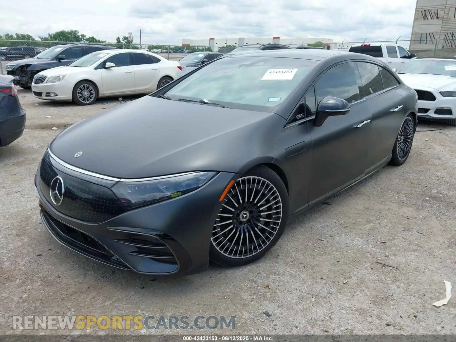 2 fotografías del automóvil dañado W1KCG2DB9RA049517 MERCEDES-BENZ EQS 450+ 2024