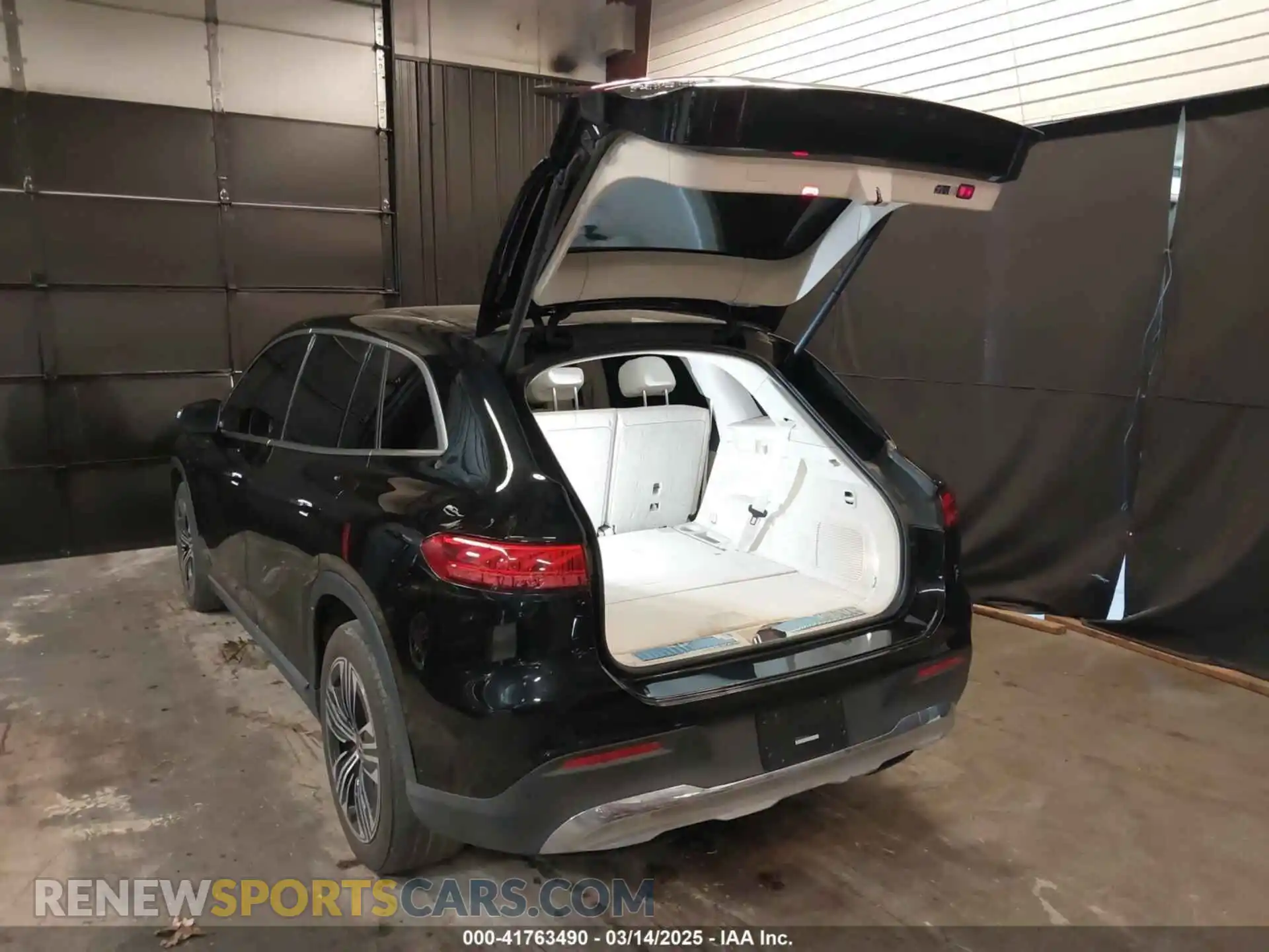3 Фотография поврежденного автомобиля 4JGDM2EB2PA001663 MERCEDES-BENZ EQS 450 SUV 2023
