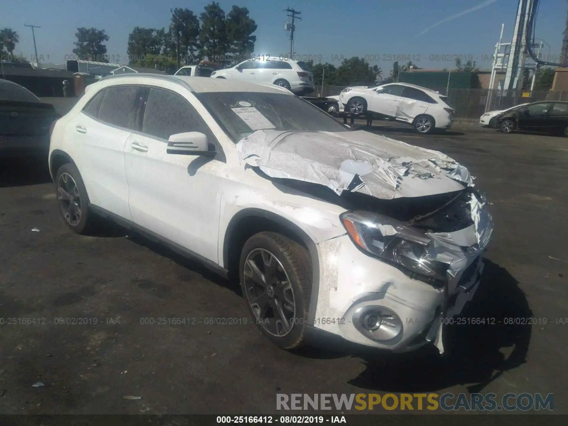 1 Photograph of a damaged car WDCTG4EB8KU000716 MERCEDES-BENZ GLA 2019