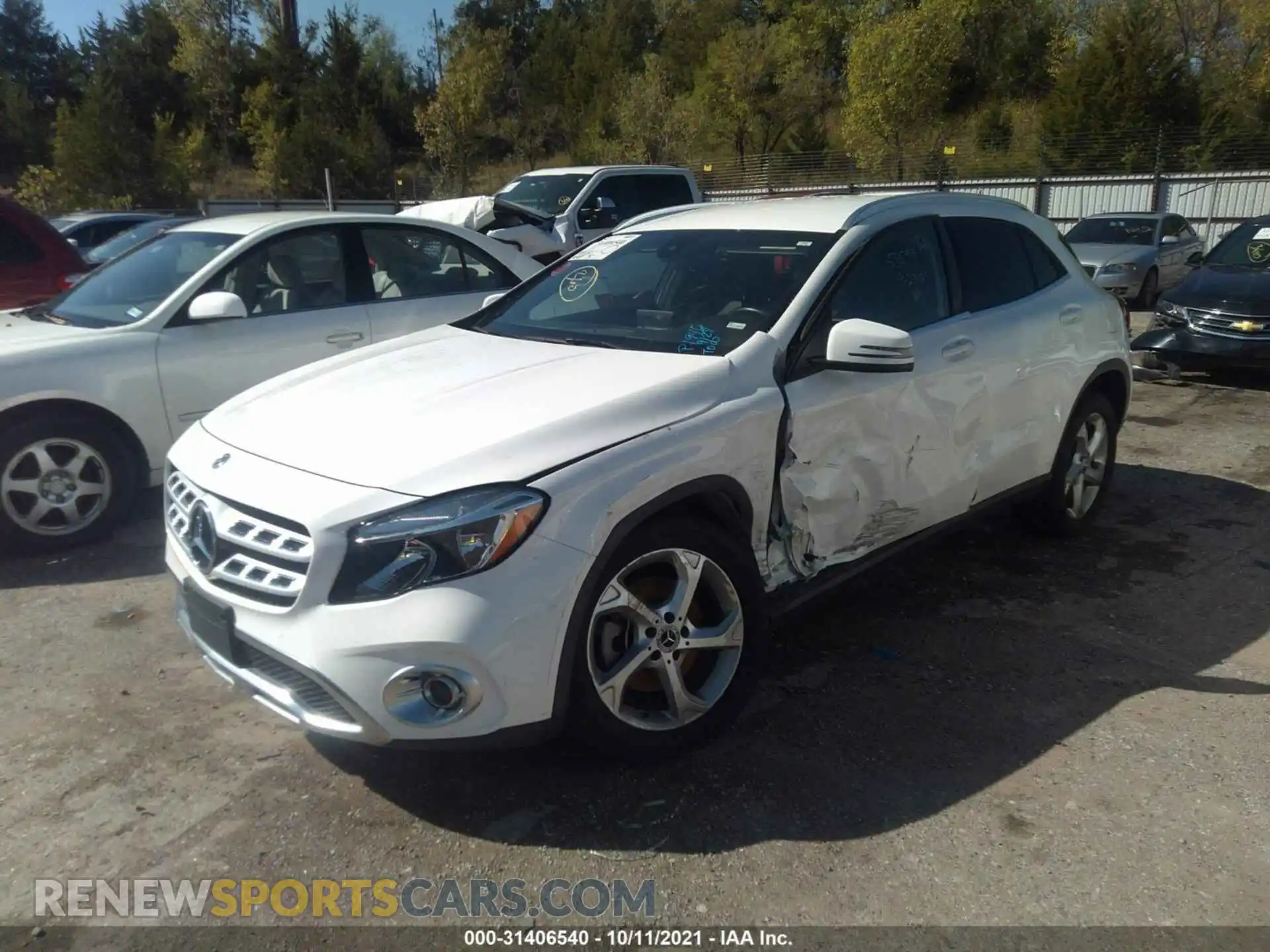 2 Photograph of a damaged car WDCTG4EB8LU023835 MERCEDES-BENZ GLA 2020