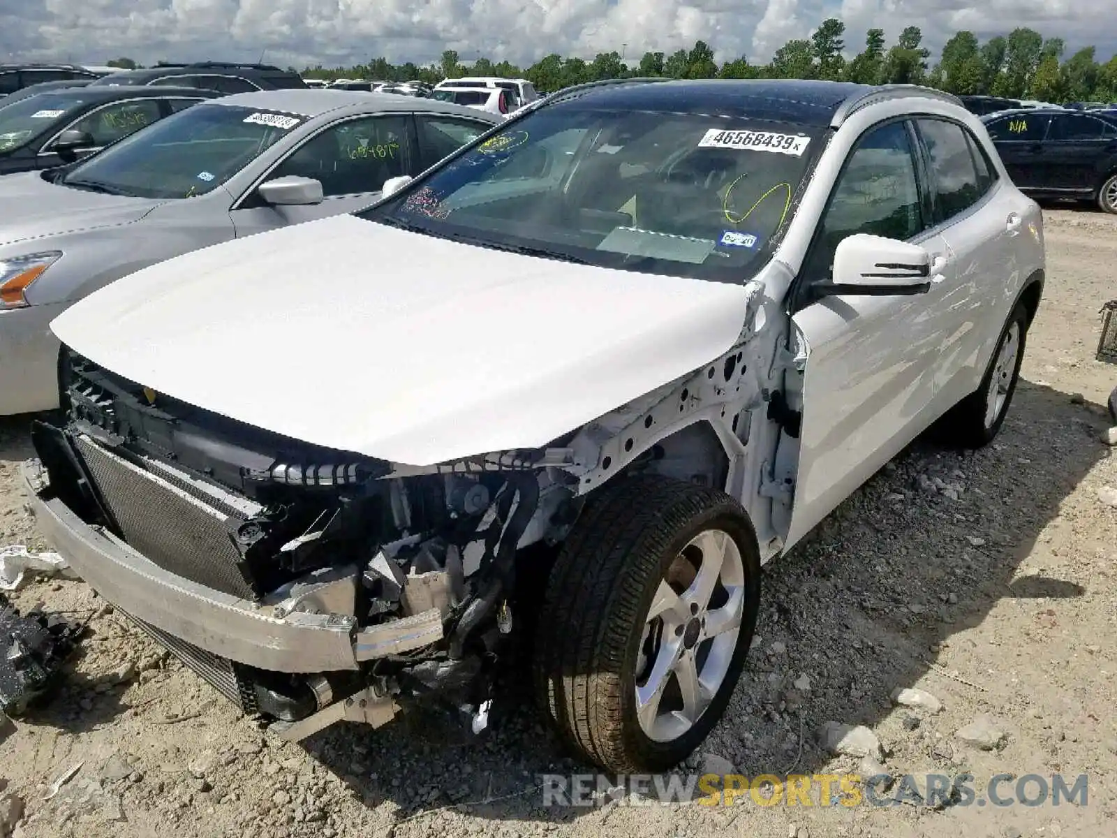 2 Photograph of a damaged car WDCTG4EB8KJ532422 MERCEDES-BENZ GLA 250 2019