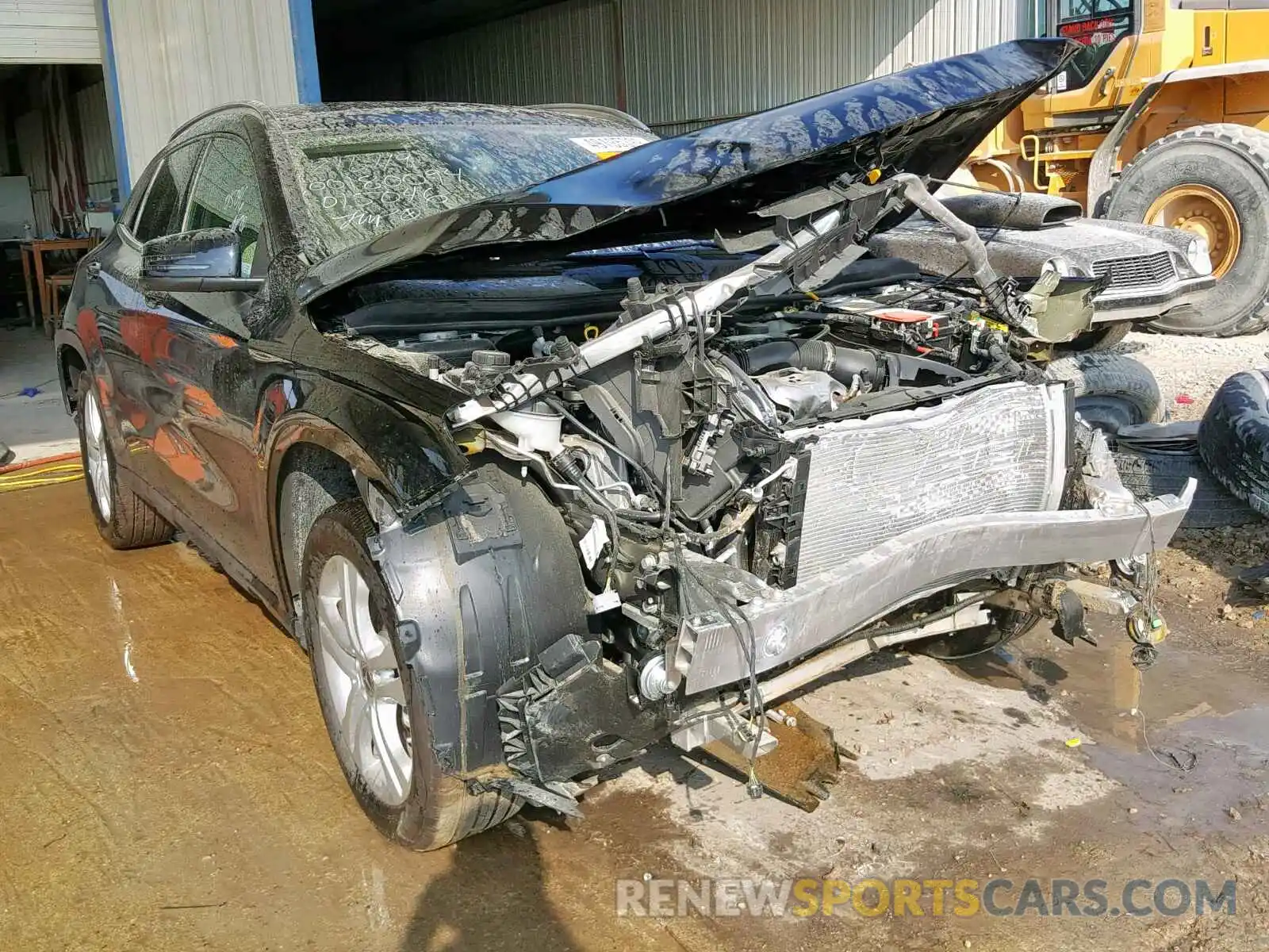1 Photograph of a damaged car WDCTG4EB9KU015046 MERCEDES-BENZ GLA 250 2019