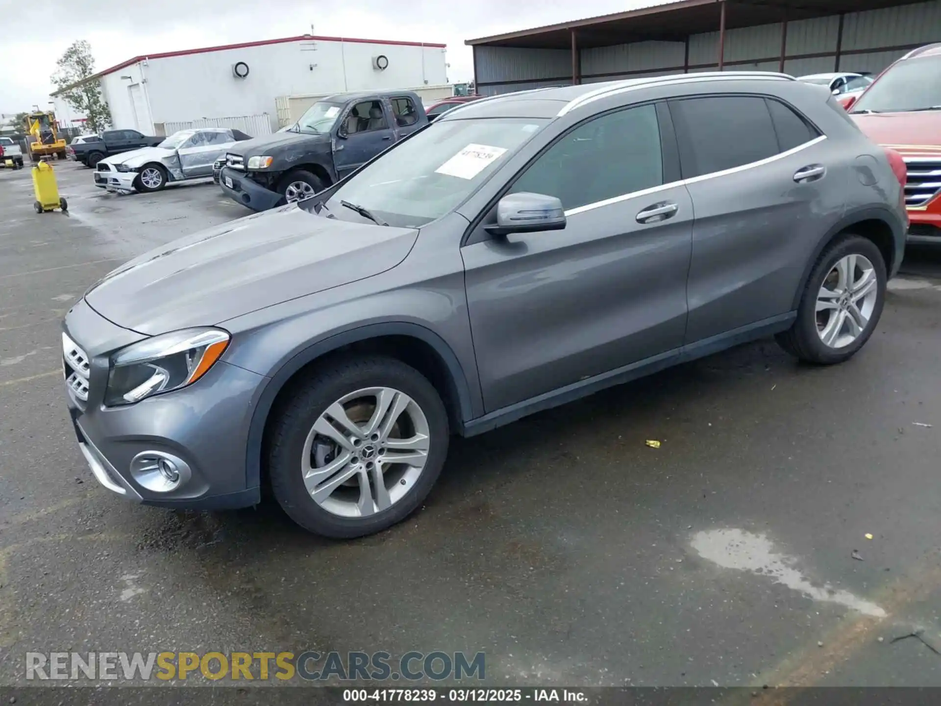 2 fotografías del automóvil dañado WDCTG4GB2KJ619049 MERCEDES-BENZ GLA 250 2019