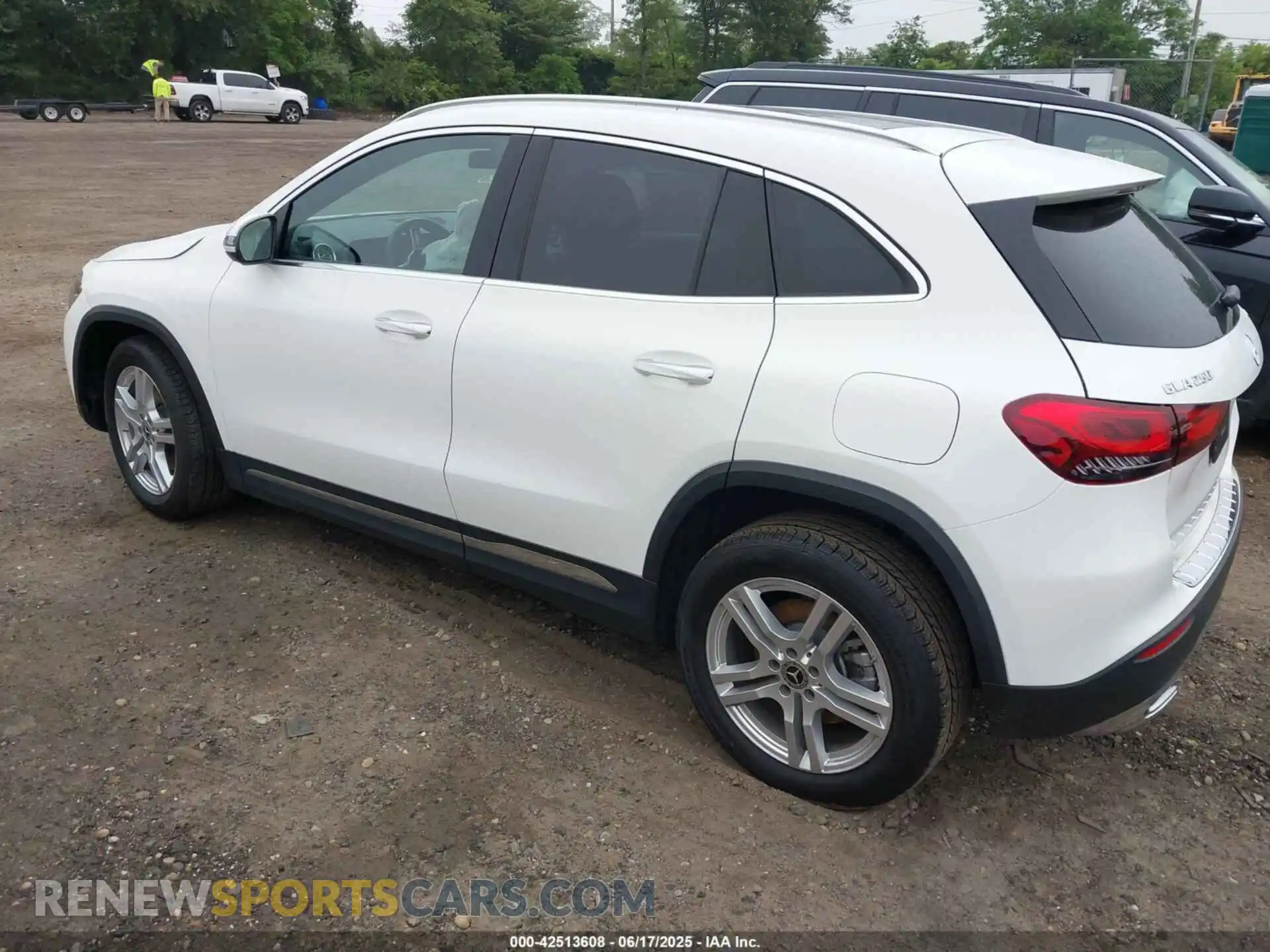 3 Photograph of a damaged car W1N4N4HB4MJ265366 MERCEDES-BENZ GLA 250 2021