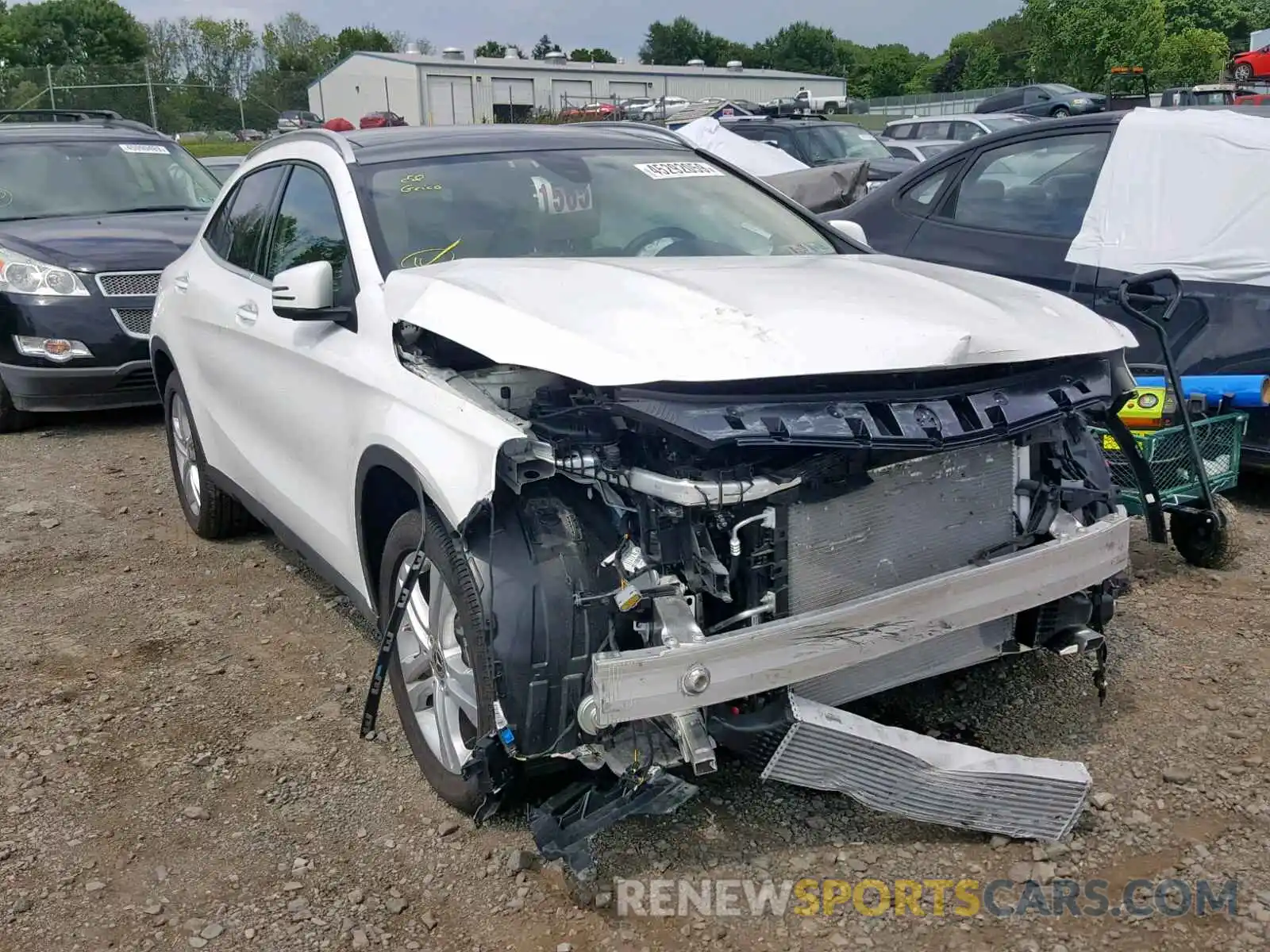 1 Photograph of a damaged car WDCTG4GB6KJ549832 MERCEDES-BENZ GLA 250 4M 2019