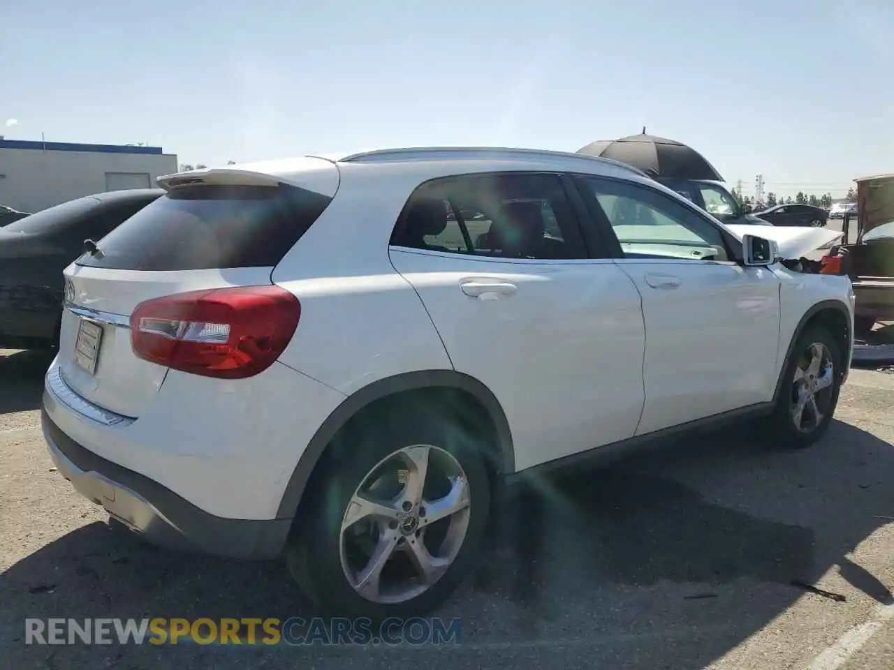 3 Photograph of a damaged car WDCTG4EB0KU008695 MERCEDES-BENZ GLA-CLASS 2019