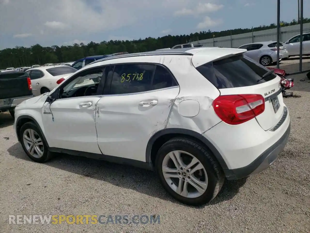 3 Фотография поврежденного автомобиля WDCTG4EB0KU014609 MERCEDES-BENZ GLA-CLASS 2019