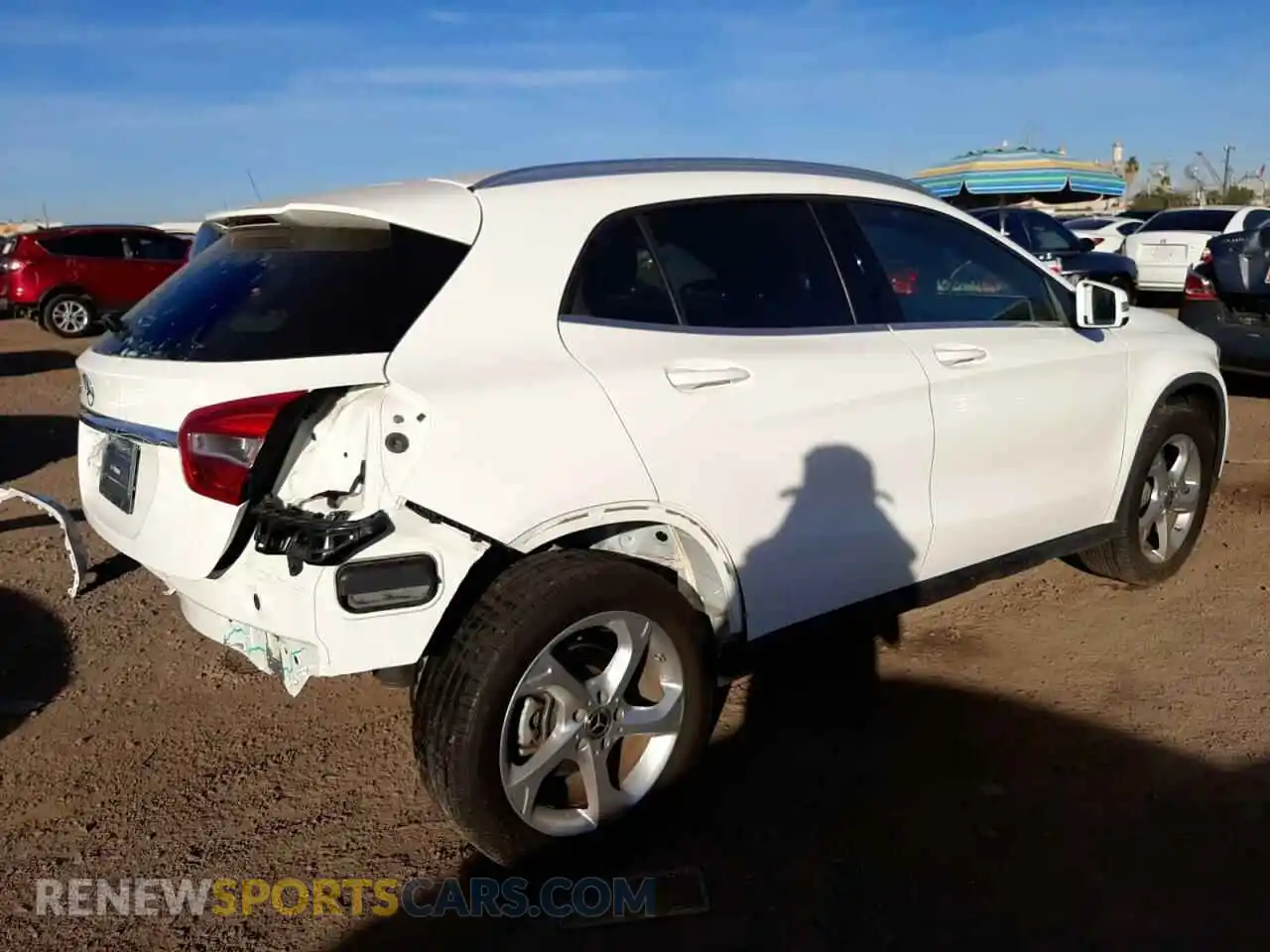 3 Photograph of a damaged car WDCTG4EB1KU006471 MERCEDES-BENZ GLA-CLASS 2019