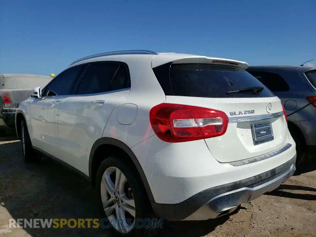3 Photograph of a damaged car WDCTG4EB1KU010584 MERCEDES-BENZ GLA-CLASS 2019