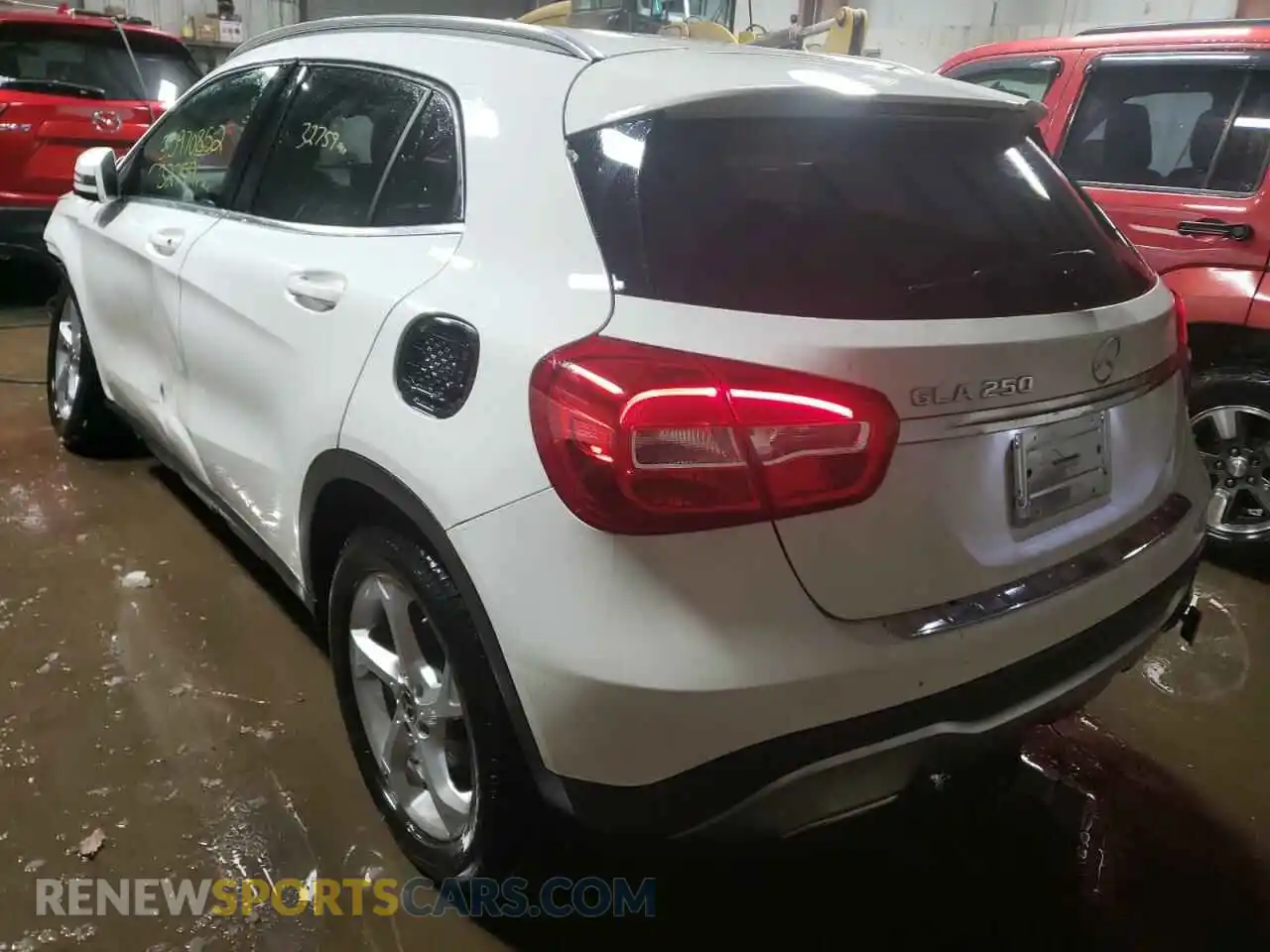 3 Photograph of a damaged car WDCTG4EB2KU008472 MERCEDES-BENZ GLA-CLASS 2019