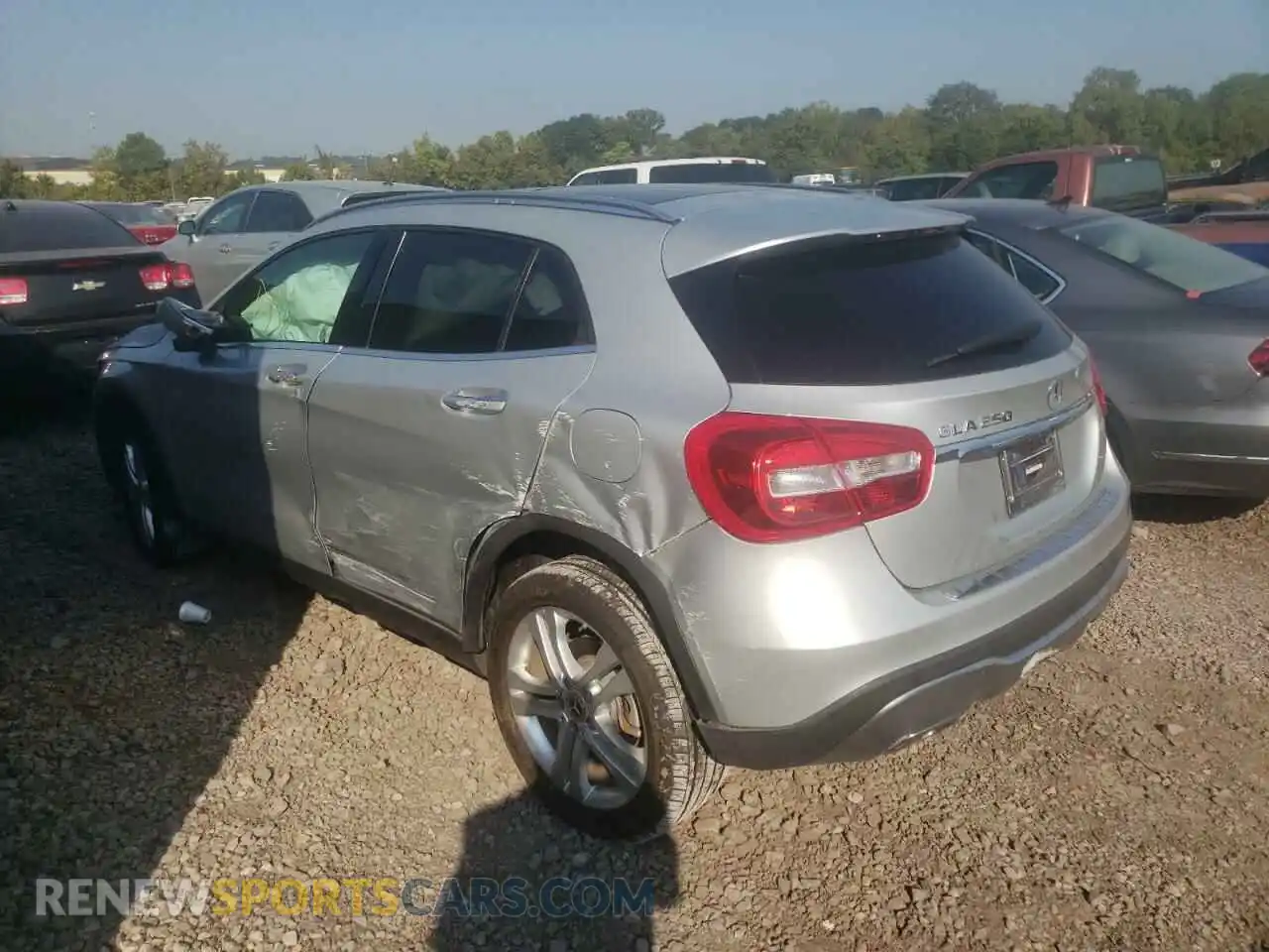 3 Photograph of a damaged car WDCTG4EB2KU015258 MERCEDES-BENZ GLA-CLASS 2019