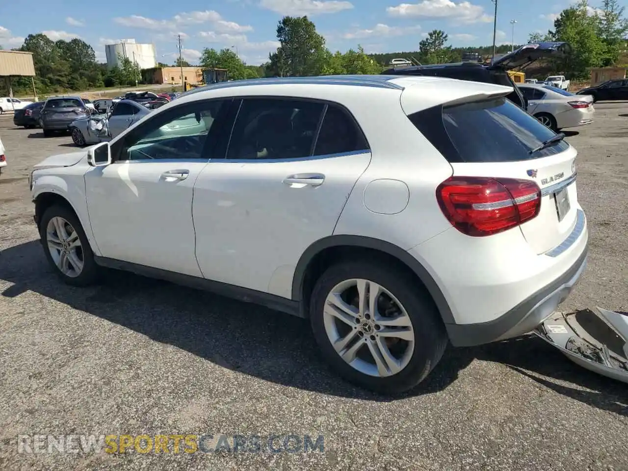 2 Photograph of a damaged car WDCTG4EBXKU004184 MERCEDES-BENZ GLA-CLASS 2019