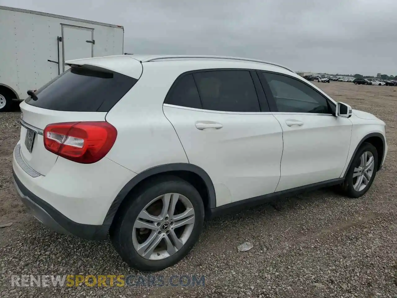 3 Photograph of a damaged car W1NTG4EB0LU029921 MERCEDES-BENZ GLA-CLASS 2020