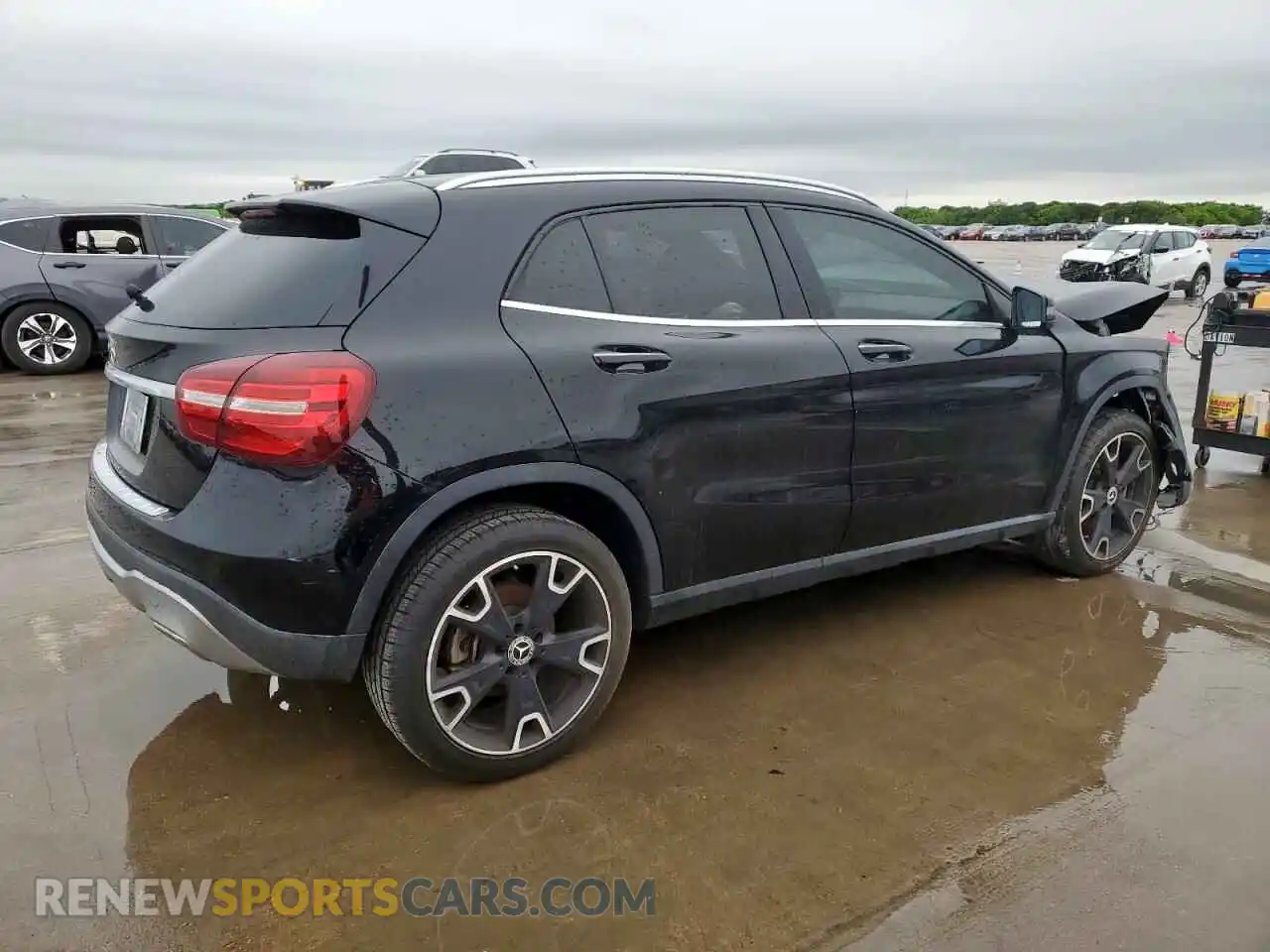 3 Photograph of a damaged car WDCTG4EB0LU021822 MERCEDES-BENZ GLA-CLASS 2020