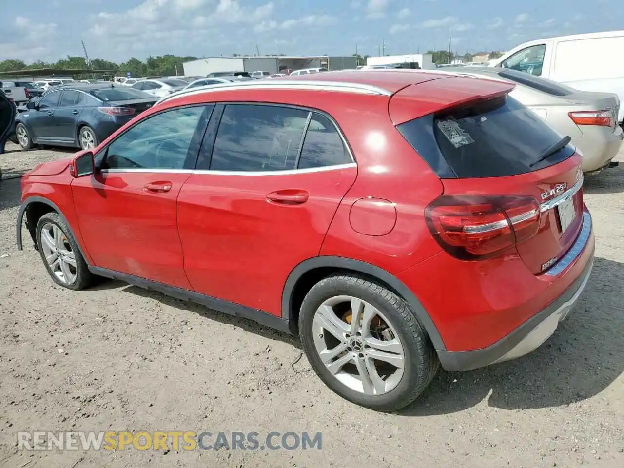 2 Photograph of a damaged car WDCTG4EB1LU024177 MERCEDES-BENZ GLA-CLASS 2020
