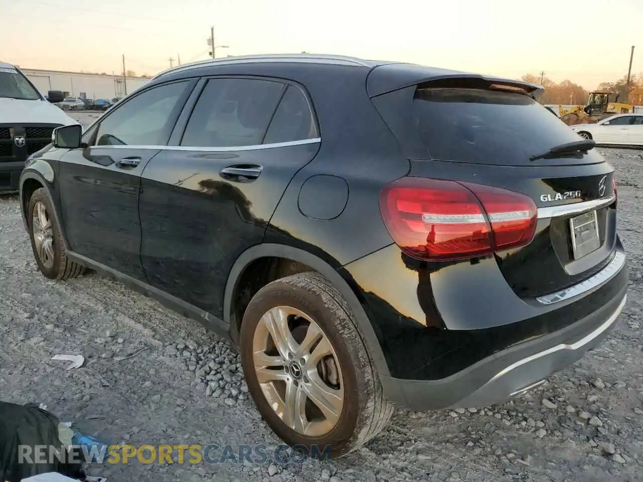 2 Photograph of a damaged car WDCTG4EB2LJ654064 MERCEDES-BENZ GLA-CLASS 2020