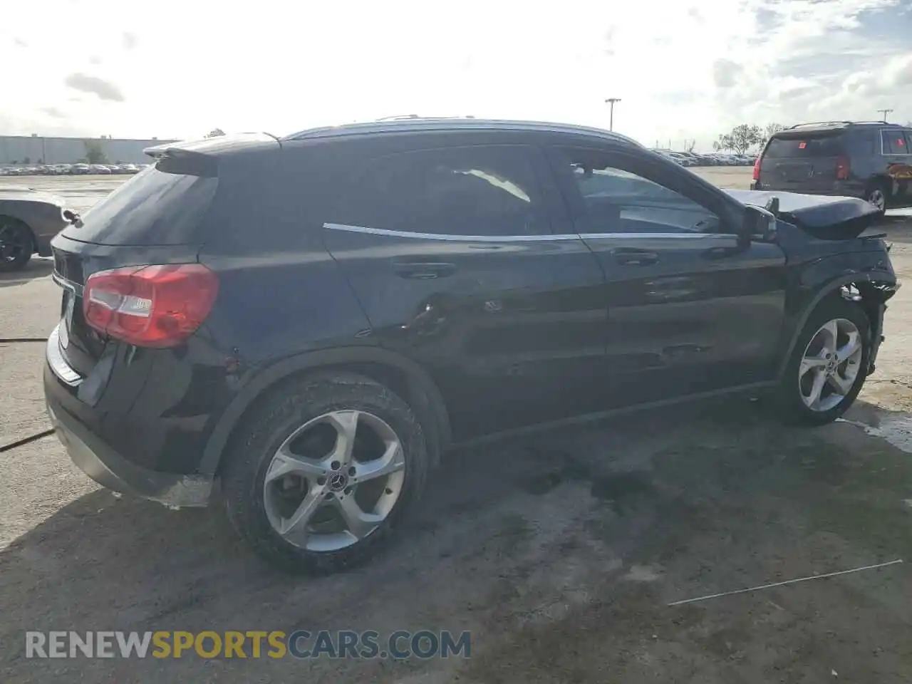 3 Photograph of a damaged car WDCTG4EB5LU026238 MERCEDES-BENZ GLA-CLASS 2020
