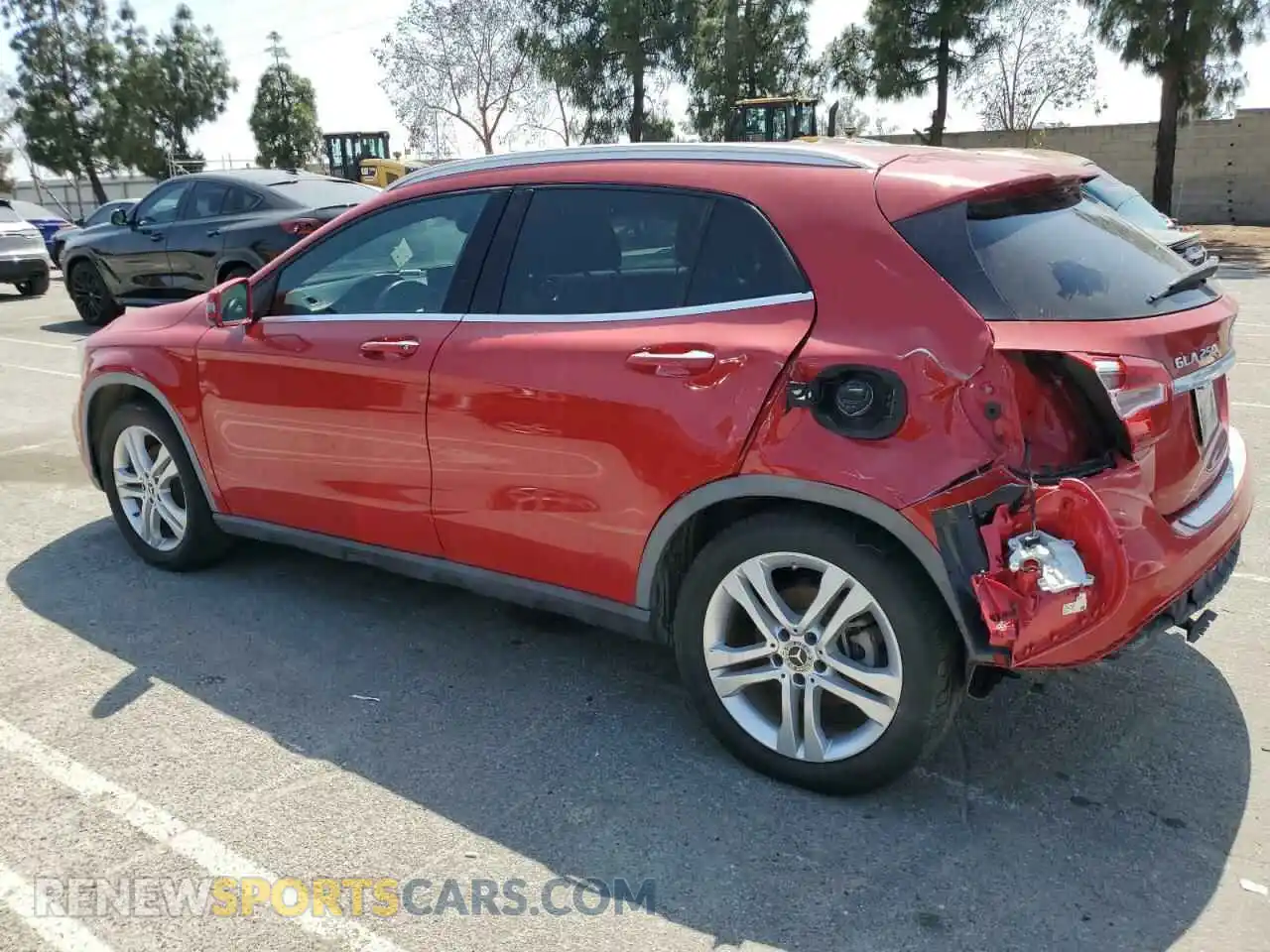 2 Photograph of a damaged car WDCTG4EB8LJ684783 MERCEDES-BENZ GLA-CLASS 2020