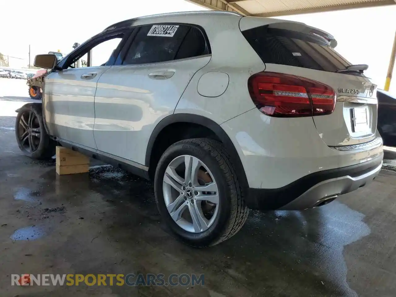 2 Photograph of a damaged car WDCTG4EB8LU024399 MERCEDES-BENZ GLA-CLASS 2020