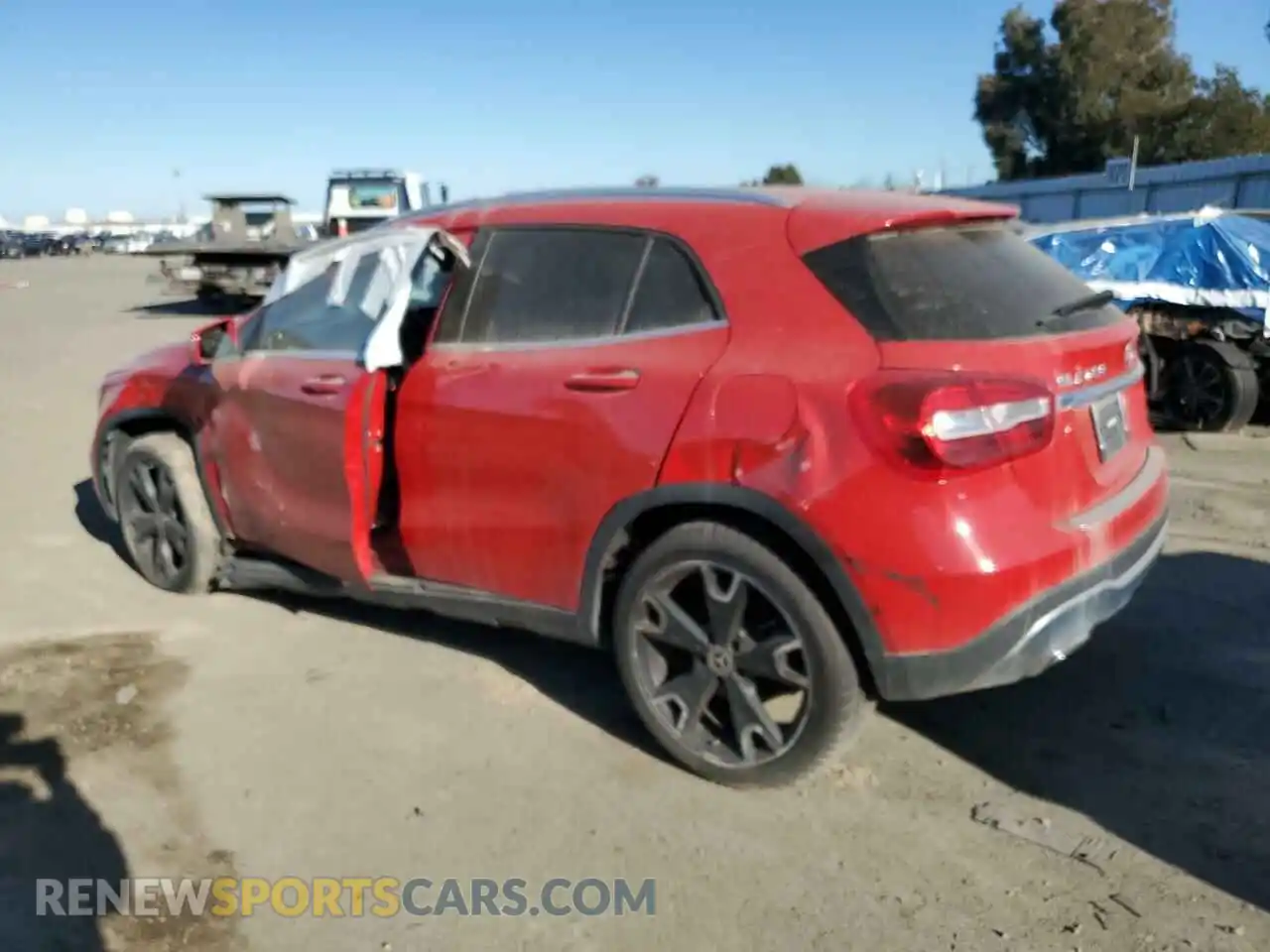 2 Photograph of a damaged car WDCTG4EB9LU021642 MERCEDES-BENZ GLA-CLASS 2020