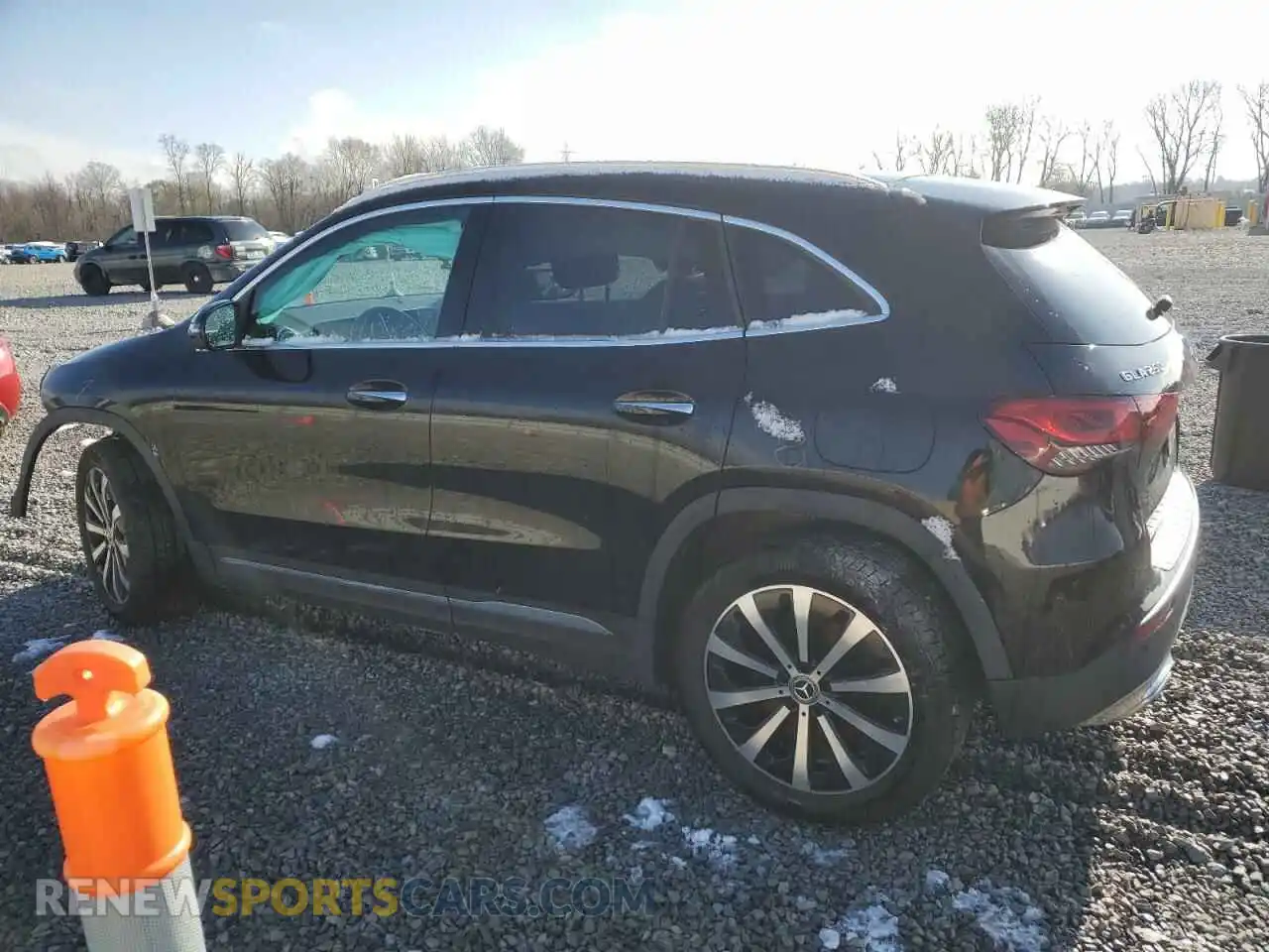 2 Photograph of a damaged car W1N4N4HB1MJ162017 MERCEDES-BENZ GLA-CLASS 2021