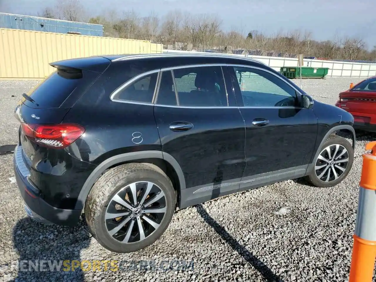 3 Photograph of a damaged car W1N4N4HB1MJ162017 MERCEDES-BENZ GLA-CLASS 2021