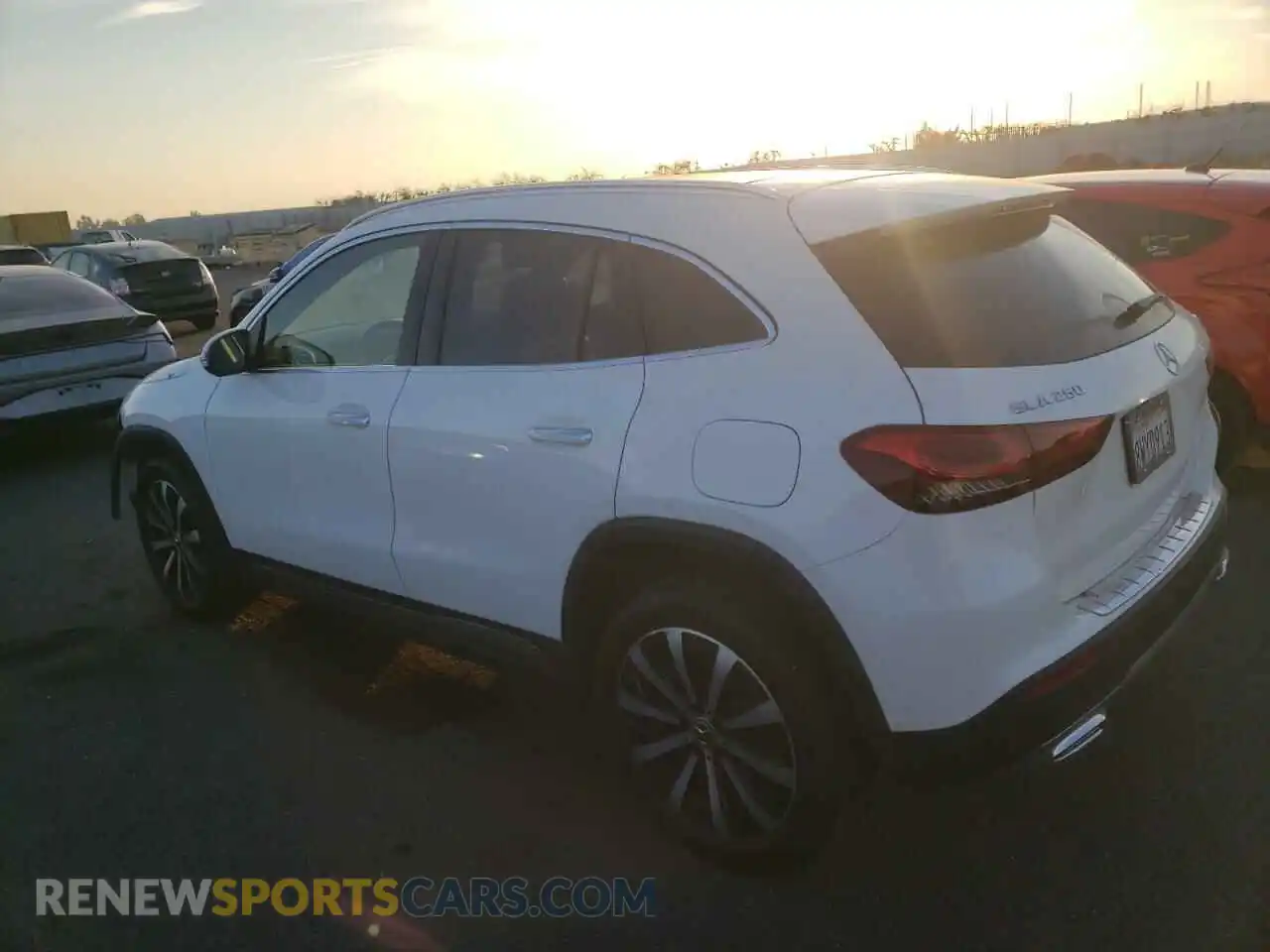 2 Photograph of a damaged car W1N4N4HB2MJ282974 MERCEDES-BENZ GLA-CLASS 2021