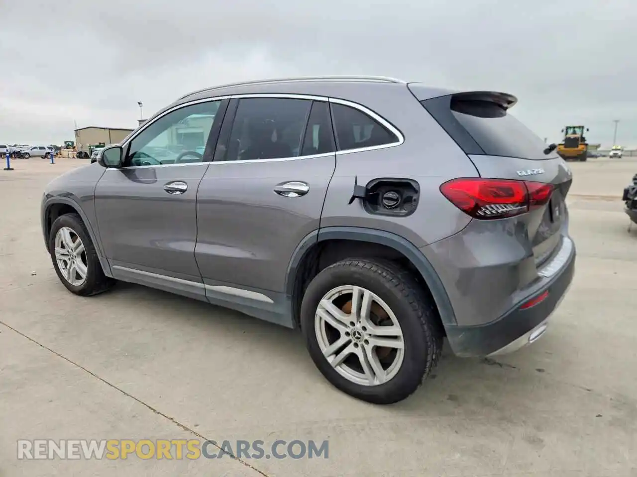 2 Photograph of a damaged car W1N4N4HB7MJ114635 MERCEDES-BENZ GLA-CLASS 2021