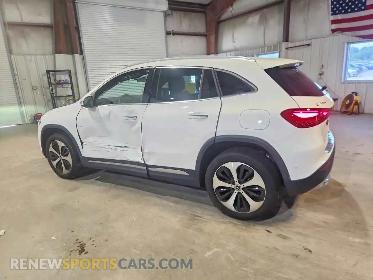 2 Photograph of a damaged car W1N4N4HB7SJ736116 MERCEDES-BENZ GLA-CLASS 2025