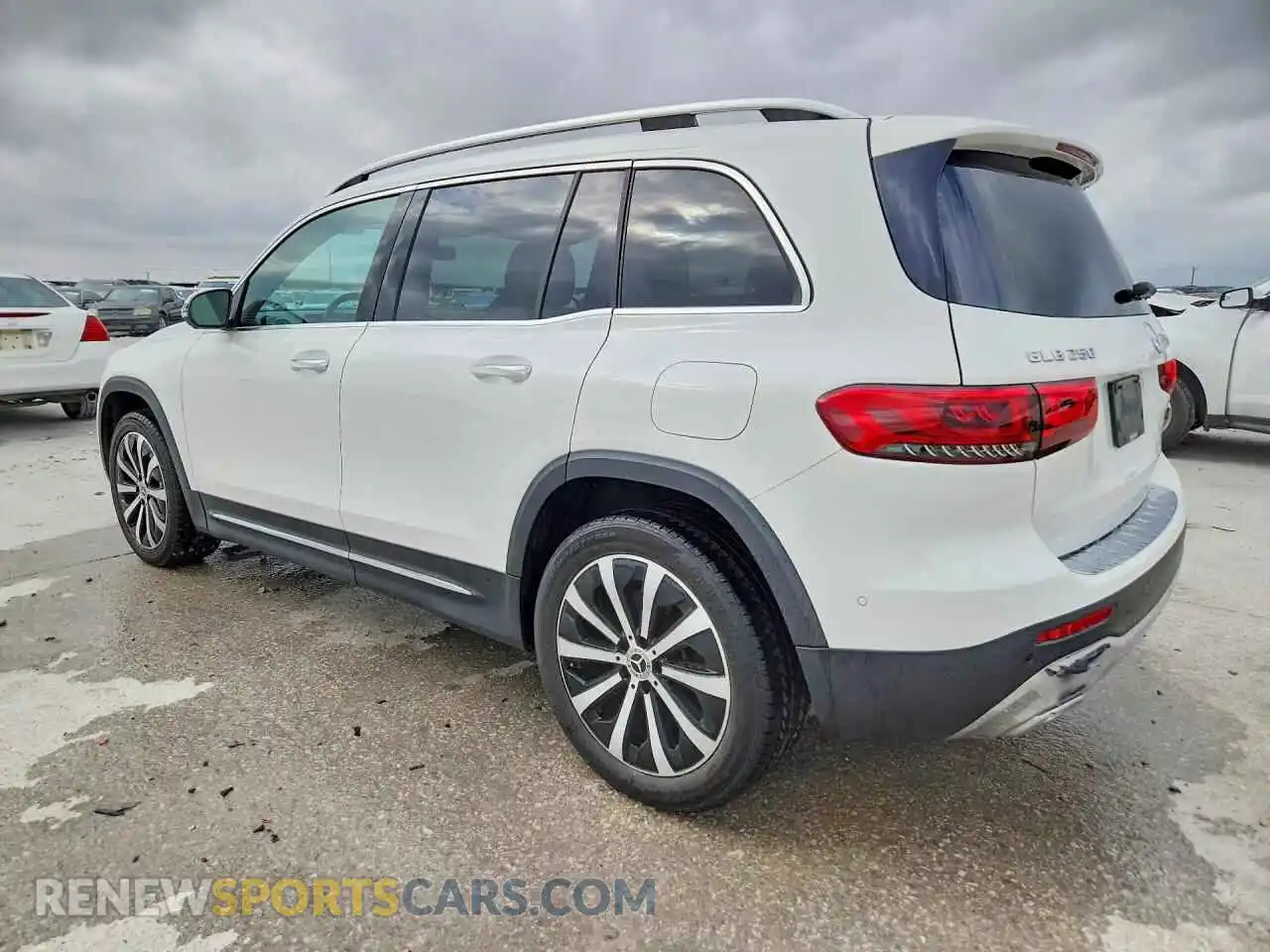 2 Photograph of a damaged car W1N4M4HB5MW128037 MERCEDES-BENZ GLB 2021