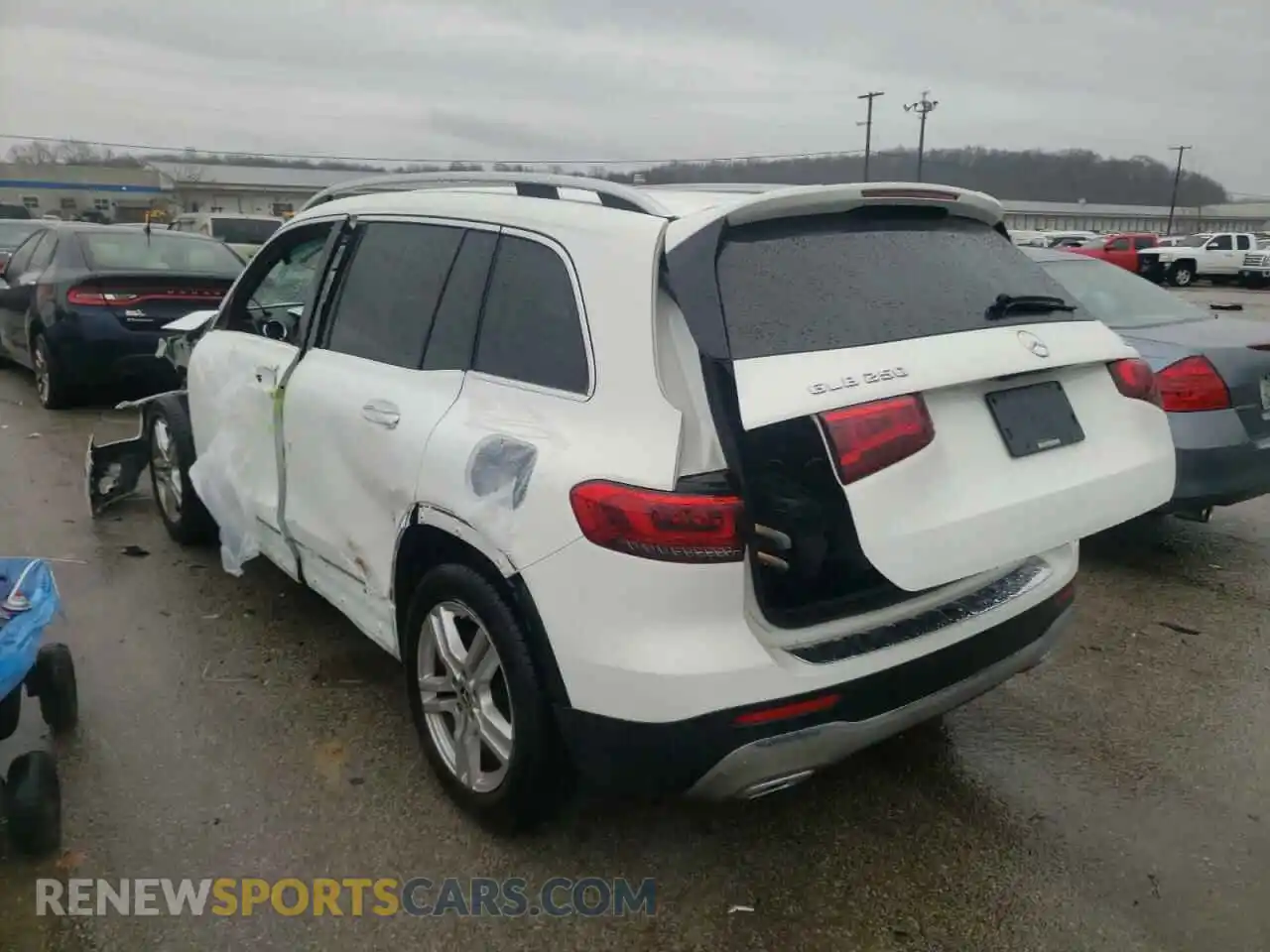 3 Photograph of a damaged car WDC4M4HB7LW008322 MERCEDES-BENZ GLB-CLASS 2020