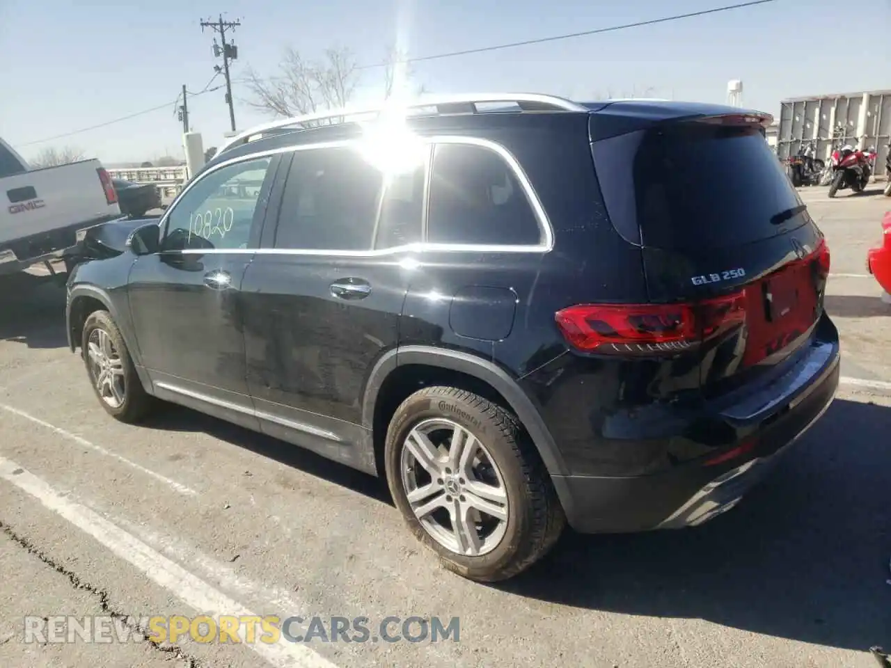 3 Photograph of a damaged car WDC4M4HBXLW007763 MERCEDES-BENZ GLB-CLASS 2020