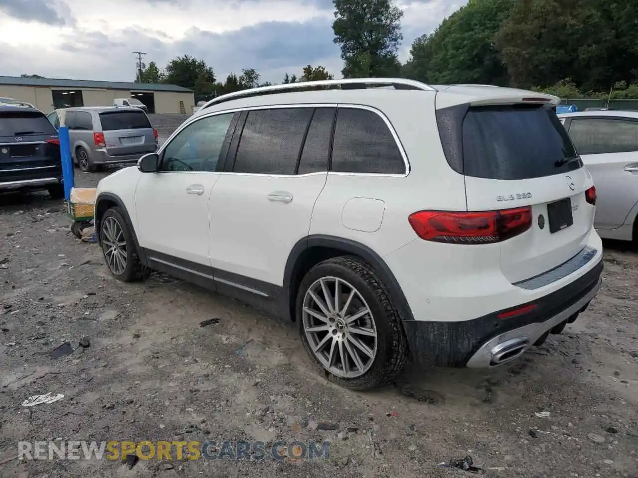 2 Photograph of a damaged car W1N4M4GB3MW111481 MERCEDES-BENZ GLB-CLASS 2021