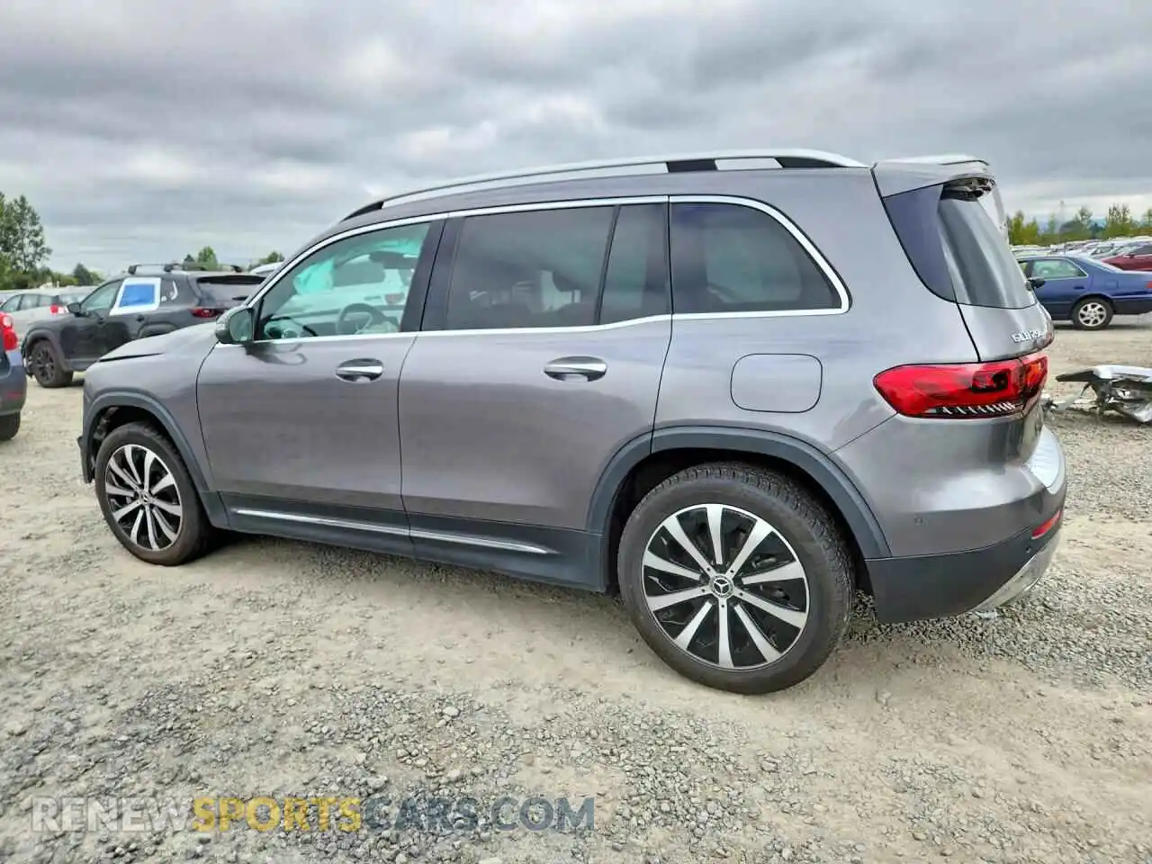 2 Photograph of a damaged car W1N4M4HB1MW092587 MERCEDES-BENZ GLB-CLASS 2021