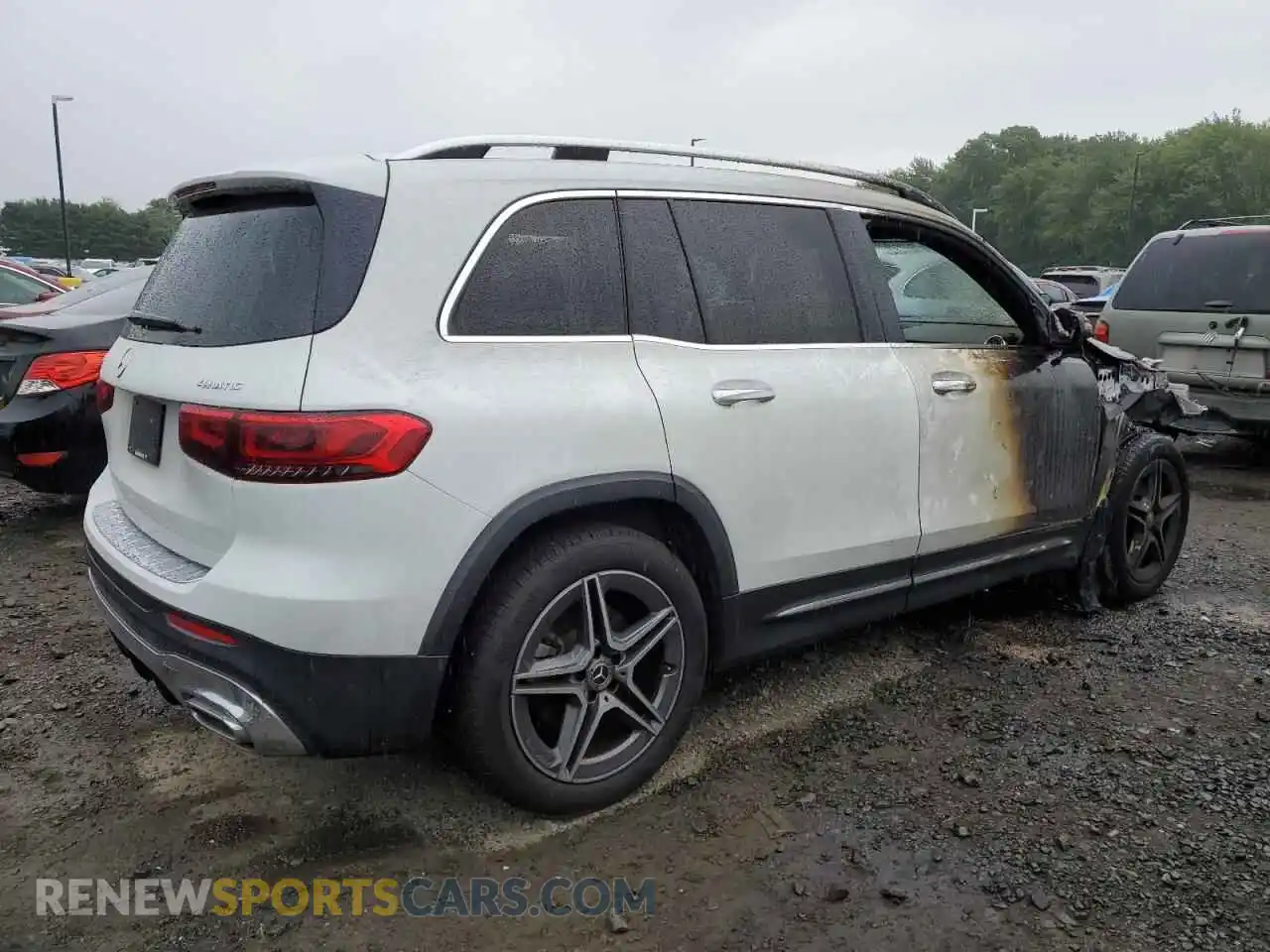 3 Photograph of a damaged car W1N4M4HB2MW103306 MERCEDES-BENZ GLB-CLASS 2021