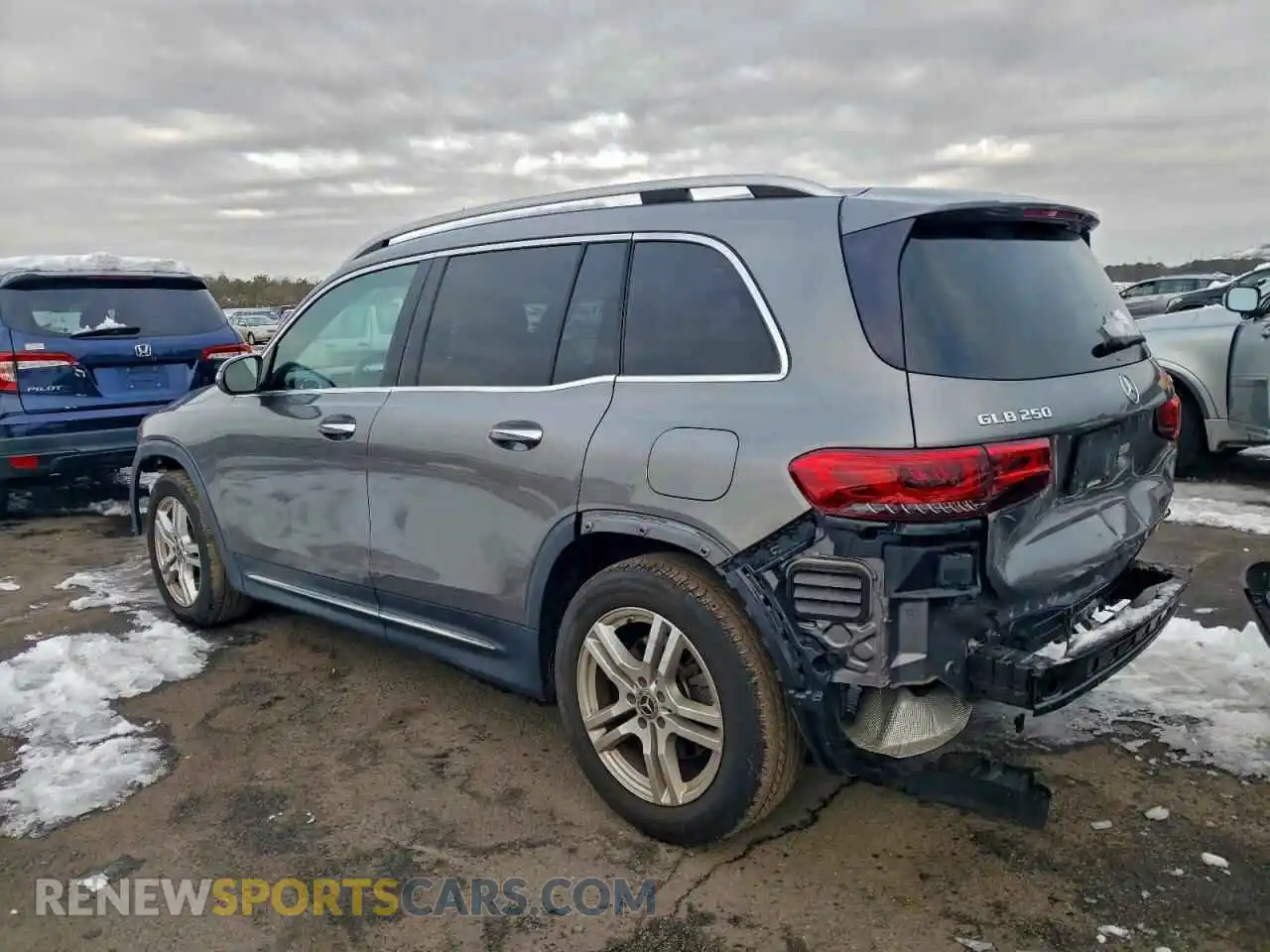2 Photograph of a damaged car W1N4M4HB2MW109932 MERCEDES-BENZ GLB-CLASS 2021