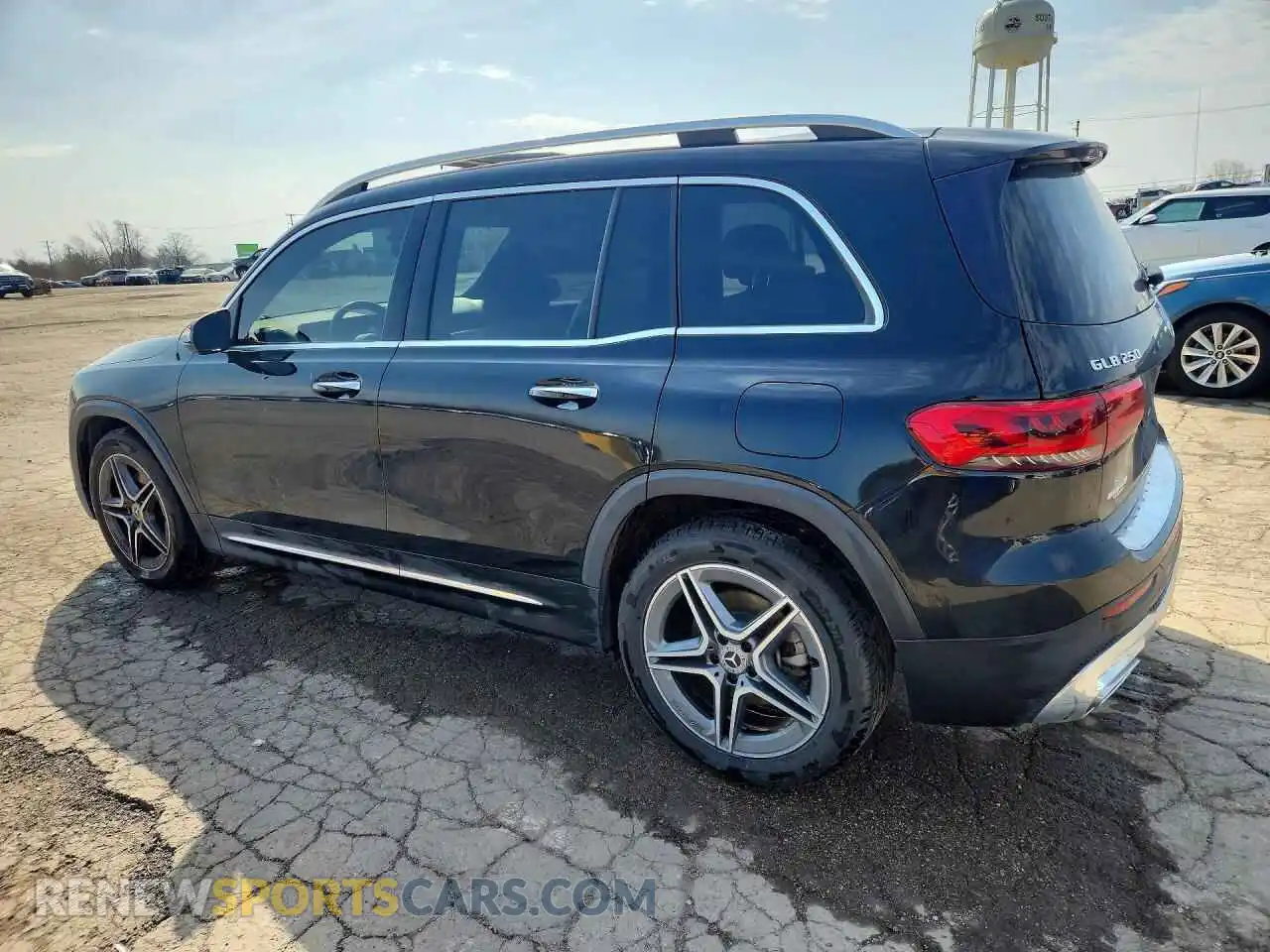 2 Photograph of a damaged car W1N4M4HB4MW101346 MERCEDES-BENZ GLB-CLASS 2021