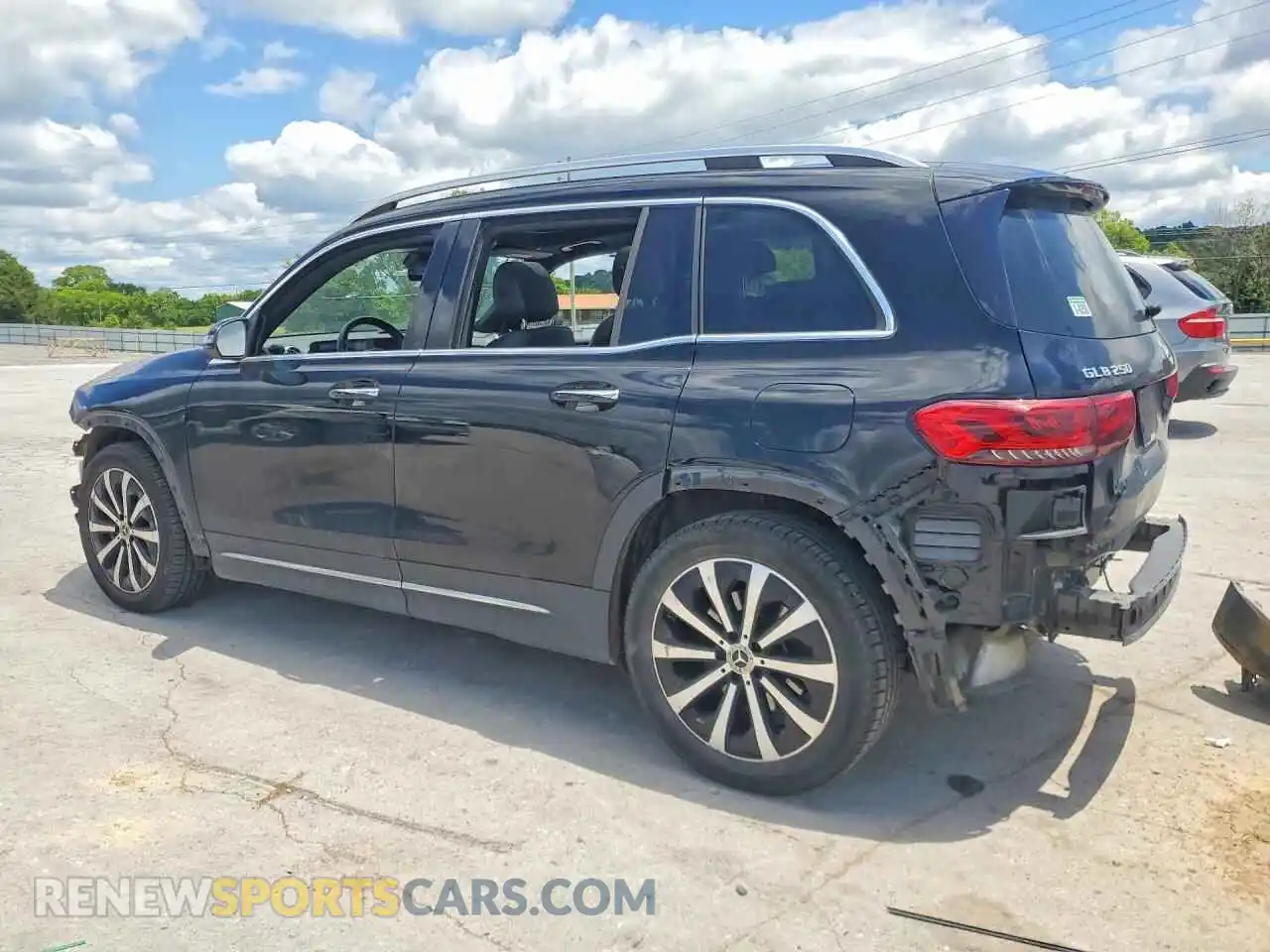 2 Фотография поврежденного автомобиля W1N4M4HB4MW120446 MERCEDES-BENZ GLB-CLASS 2021