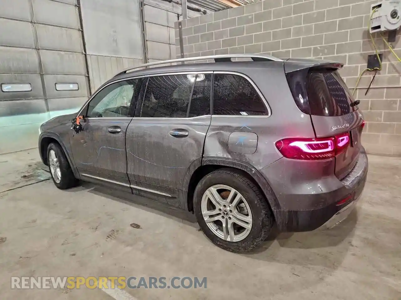 2 Фотография поврежденного автомобиля W1N4M4HB8MW105089 MERCEDES-BENZ GLB-CLASS 2021