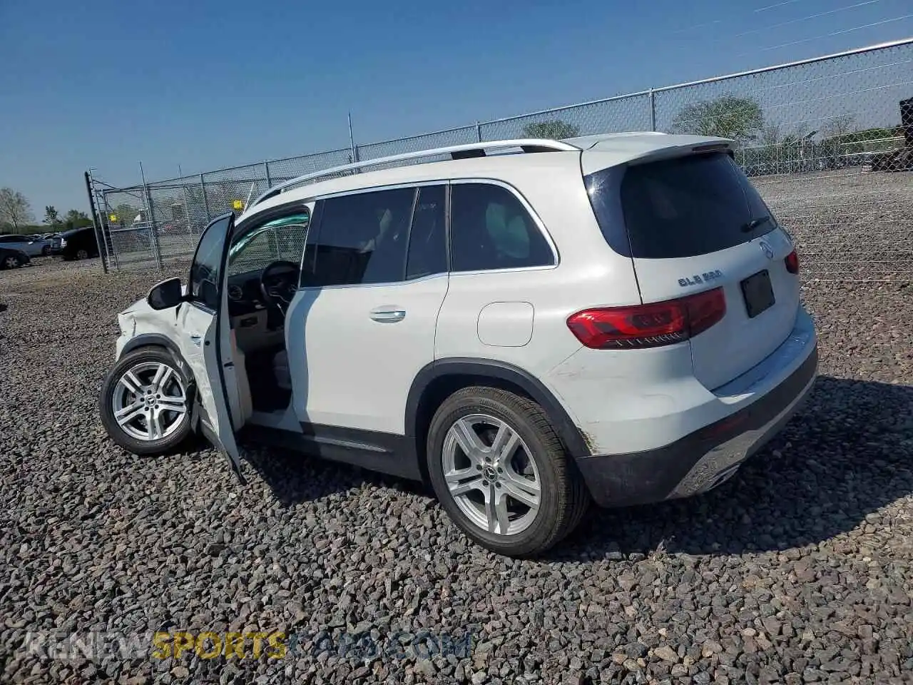 2 Photograph of a damaged car W1N4M4HB9MW141552 MERCEDES-BENZ GLB-CLASS 2021