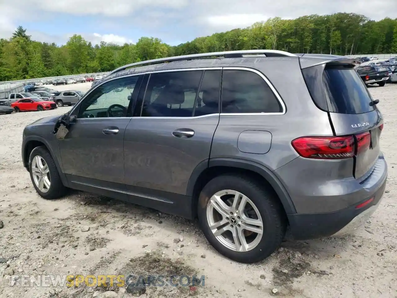 2 Photograph of a damaged car W1N4M4HBXMW098033 MERCEDES-BENZ GLB-CLASS 2021
