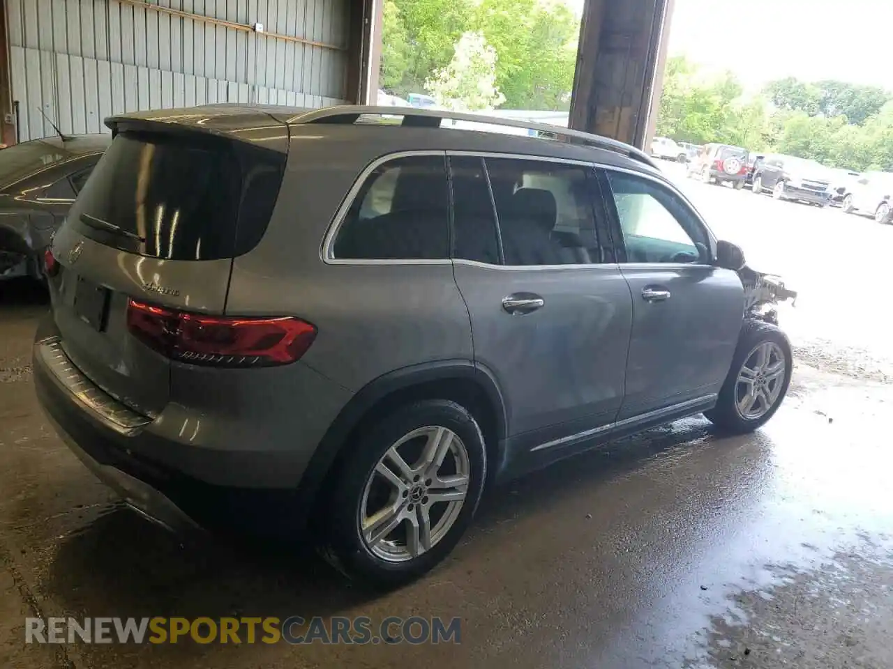 3 Photograph of a damaged car W1N4M4HBXMW135291 MERCEDES-BENZ GLB-CLASS 2021